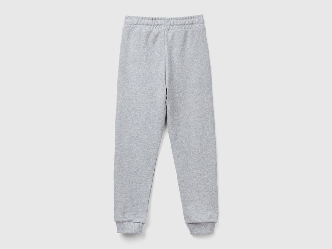 Sweatpants with Logo_3J68CF02H_501_02