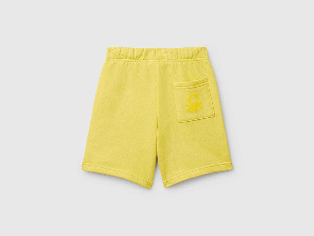 Benetton_Bermuda Shorts in Cotton Fleece_3J70G900P_1T1_02