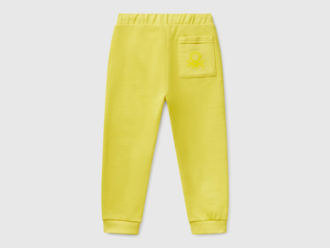 Benetton_Organic Cotton Sweatpants with Logo_3J70GF010_1T1_02