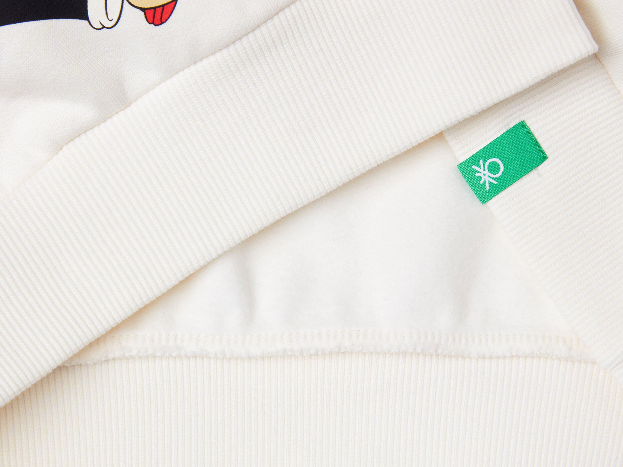 Mickey & Friends Christmas Sweatshirt_3J73C10LD_036_03