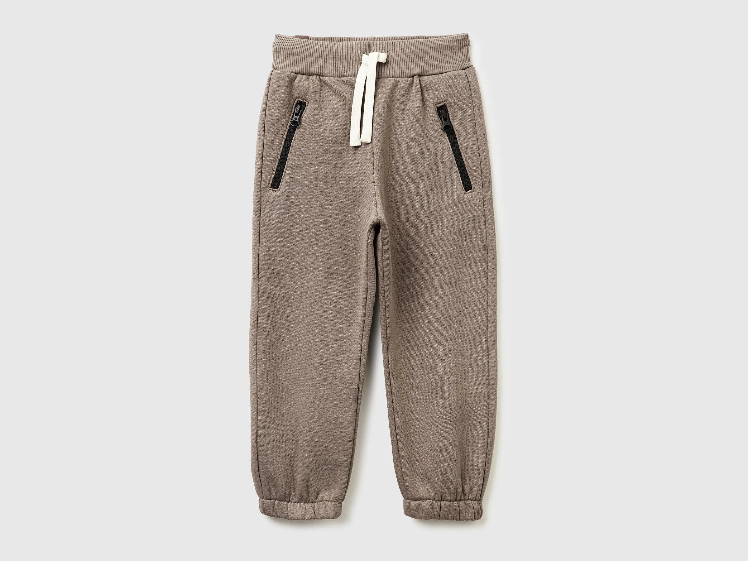 Benetton_Brown_Warm Sweat Joggers with Drawstring_3J73GF057_26H_01