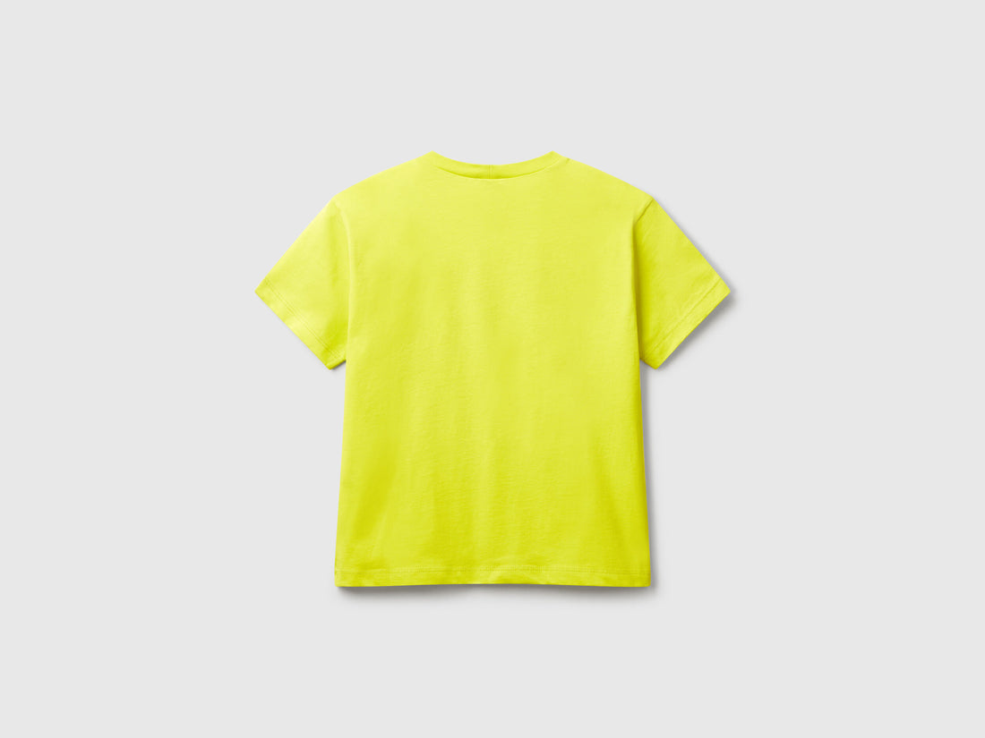 Benetton_T-Shirt with Neon Print_3JERC10PE_29B_02