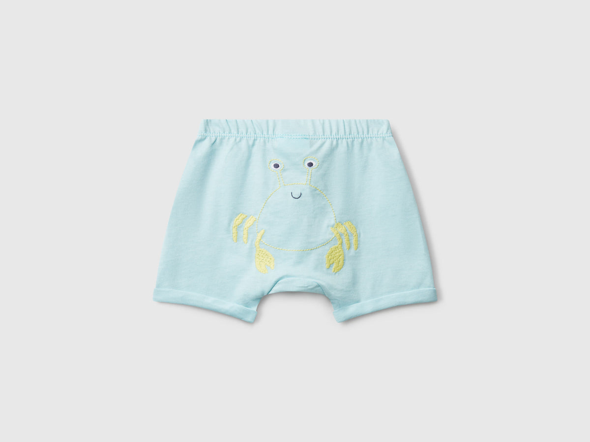 Benetton_Shorts with Patch on The Back_3MI5A900H_21J_02