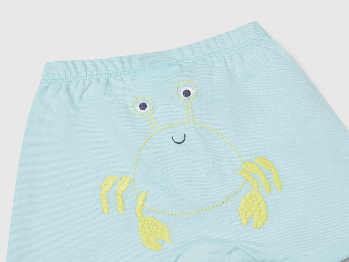 Benetton_Shorts with Patch on The Back_3MI5A900H_21J_03