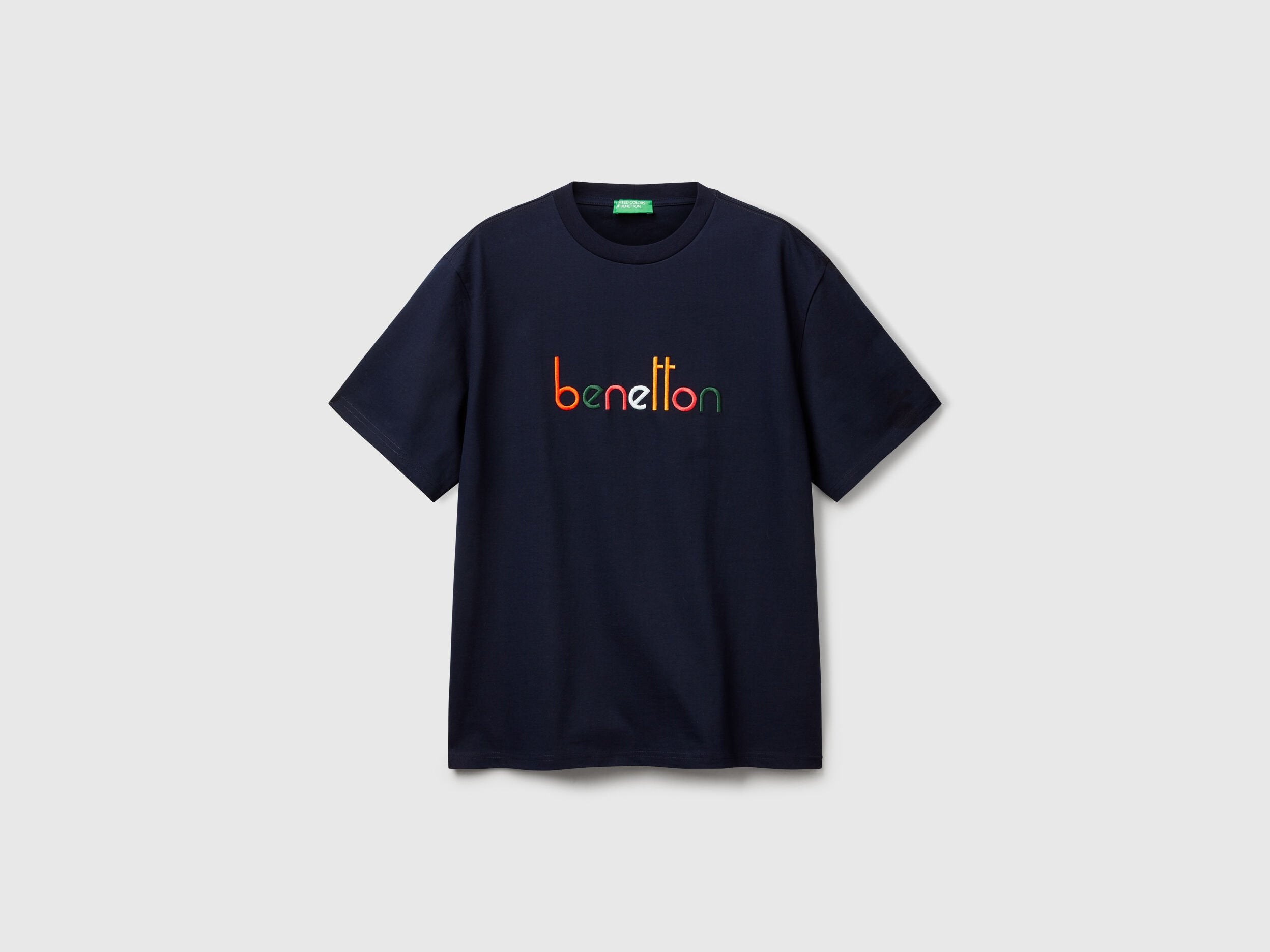 Benetton_Oversized T-Shirt with Logo Embroidery_3MI6U109O_616_03