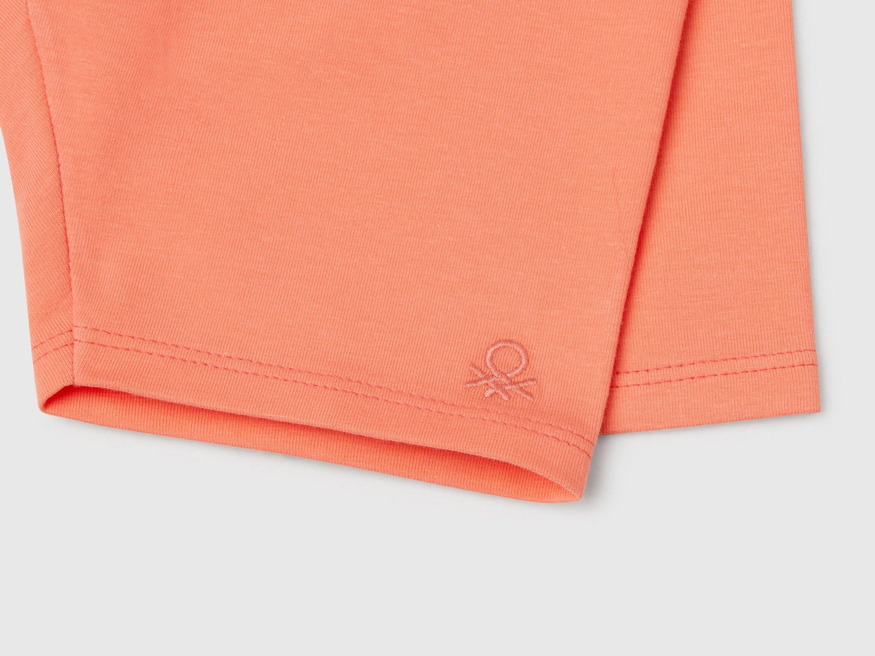 Benetton_Short Skinny Fit Leggings_3MT1G900R_34Z_03