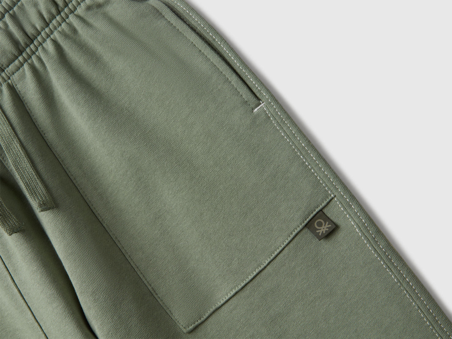 Benetton_Military Green_Pure Cotton Joggers_3NBMCF06N_075_03