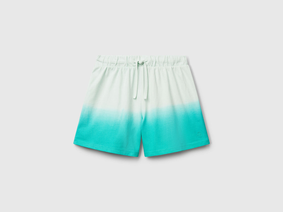 Benetton_Dip-Dye Shorts_3NPDC903G_6H4_01