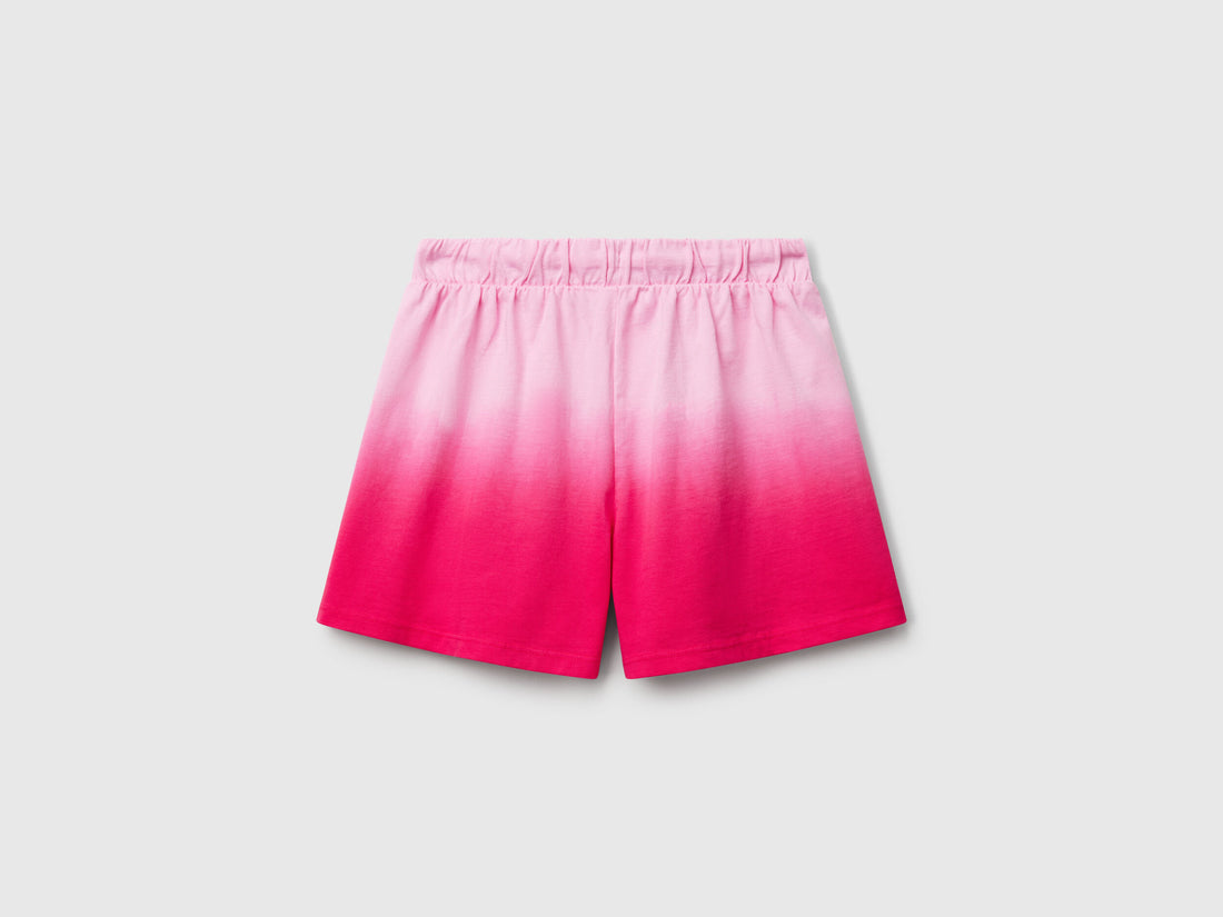 Benetton_Dip-Dye Shorts_3NPDC903G_94Q_02