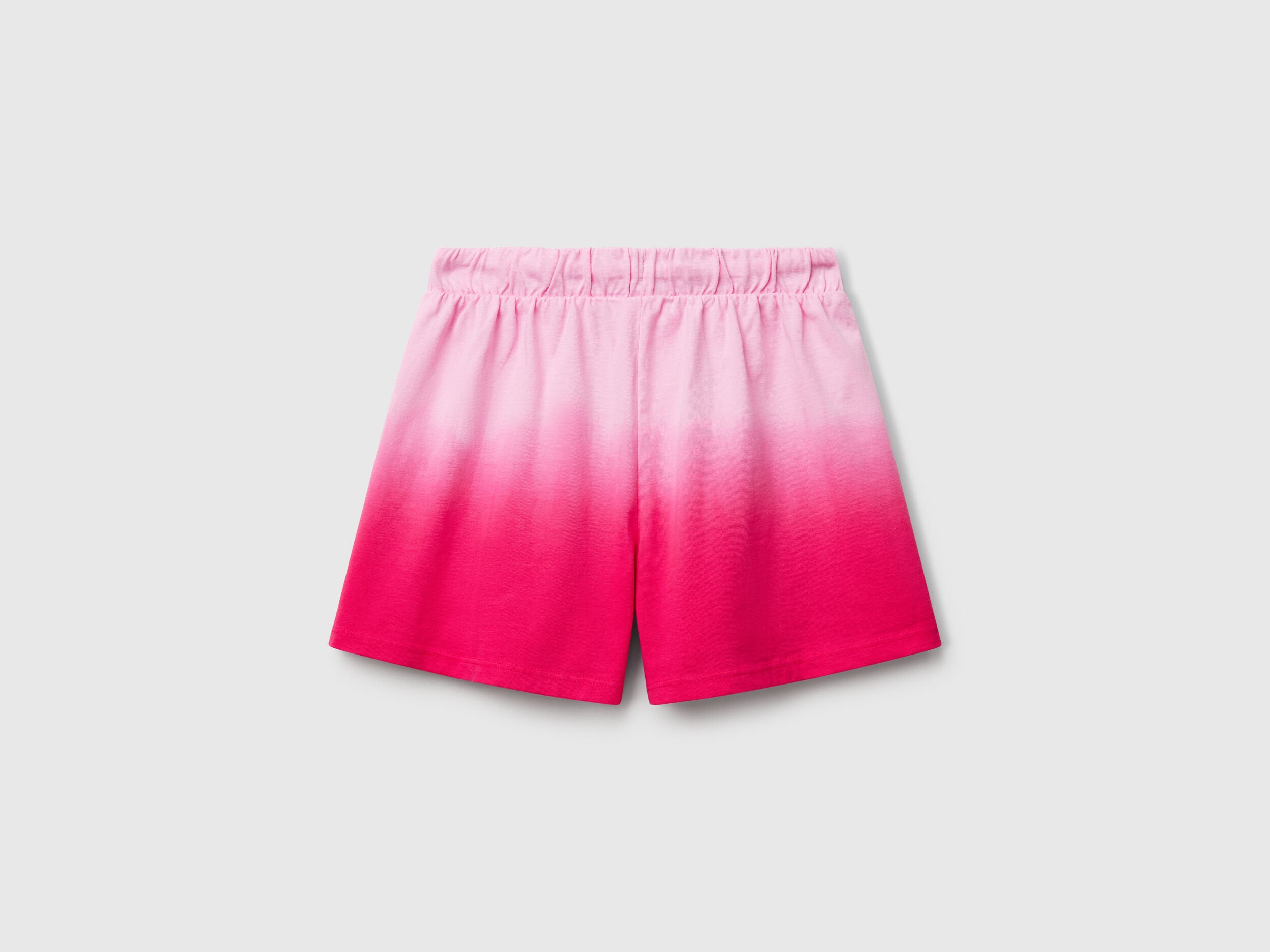Benetton_Dip-Dye Shorts_3NPDC903G_94Q_02