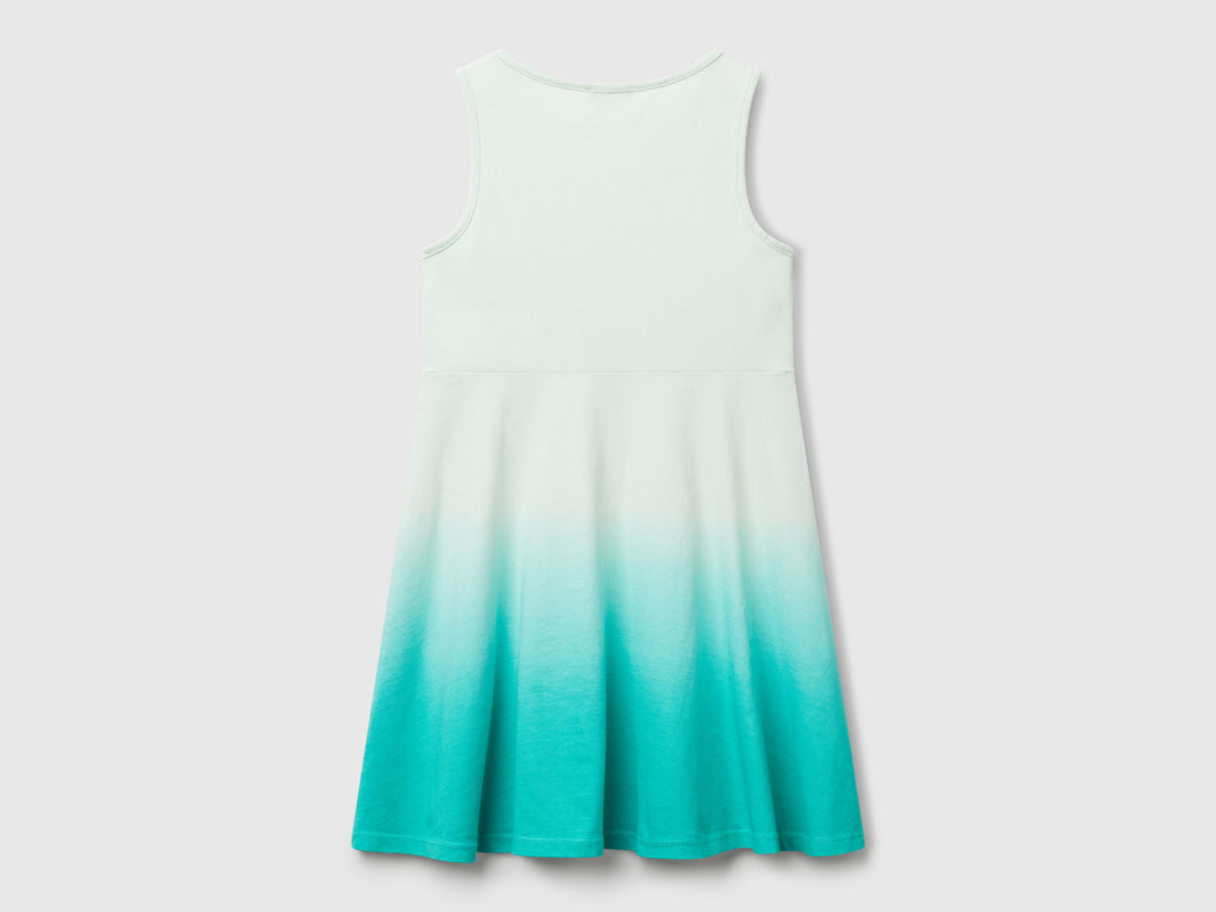 Benetton_Dip-Dye Dress_3NPDCV011_6H4_02