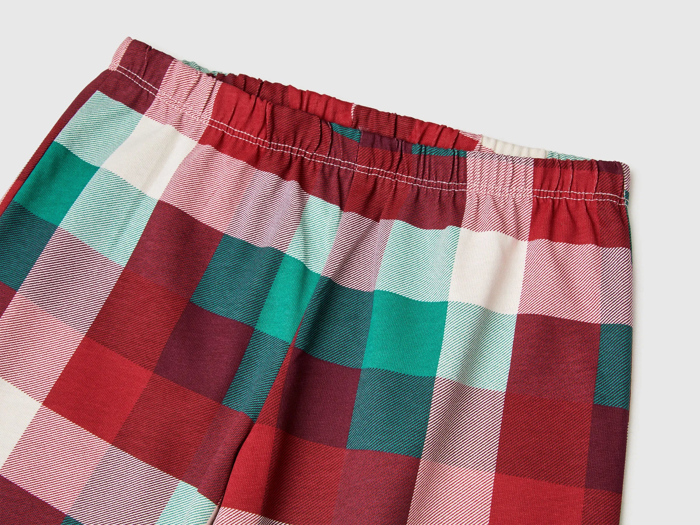 Benetton_Red_Mickey Mouse ©Disney Christmas Pyjamas_3P050P09K_2Z4_03