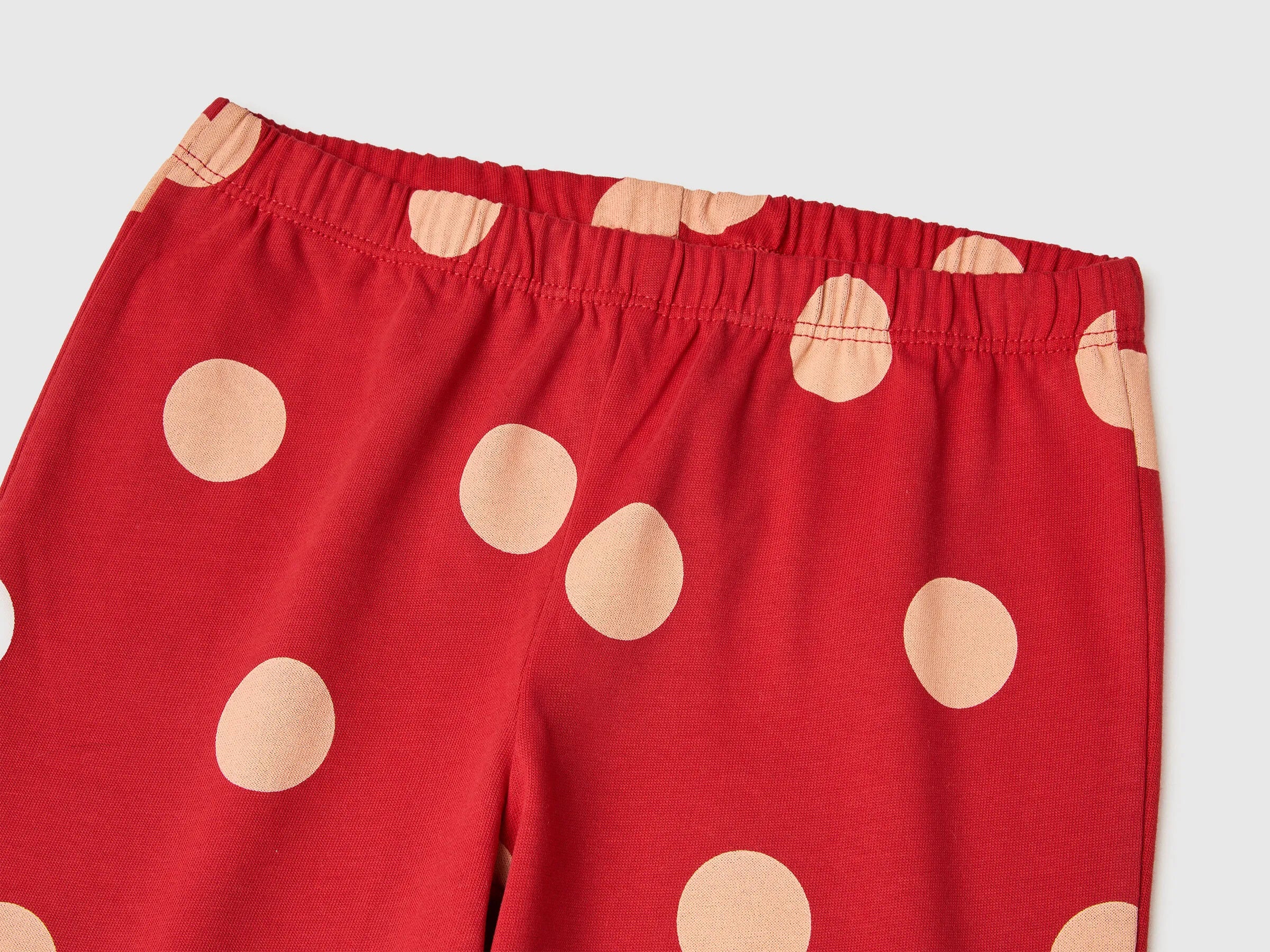 Benetton_Red_©Disney Christmas Pyjamas_3P050P09N_2Z4_03