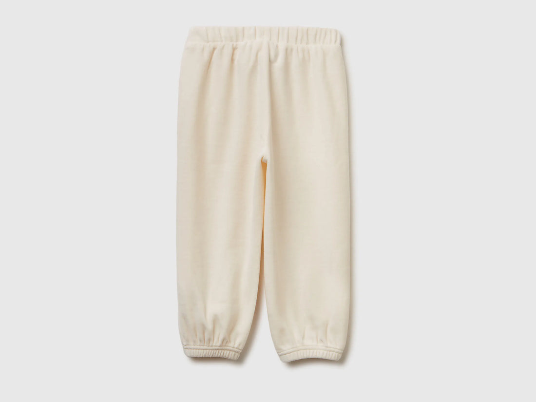 Benetton_Creamy White_Chenille Trousers_3UAPGF058_0R2_02