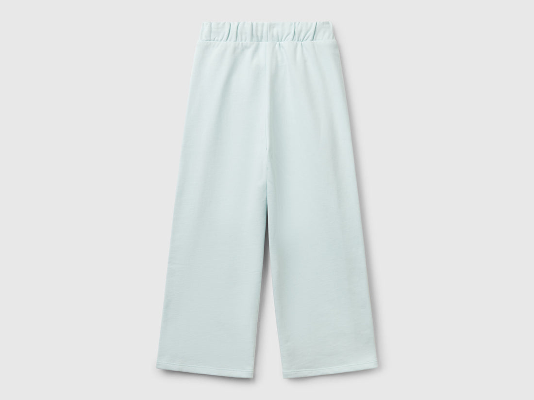 Benetton_Loose Fit Sweatpants_3UNICF061_0U4_02