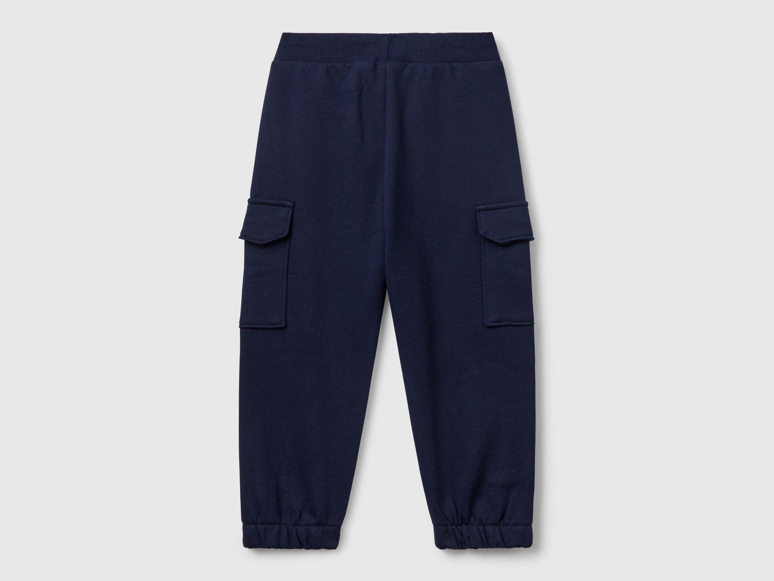 Benetton_Cargo Sweatpants_3UNIGF045_016_02