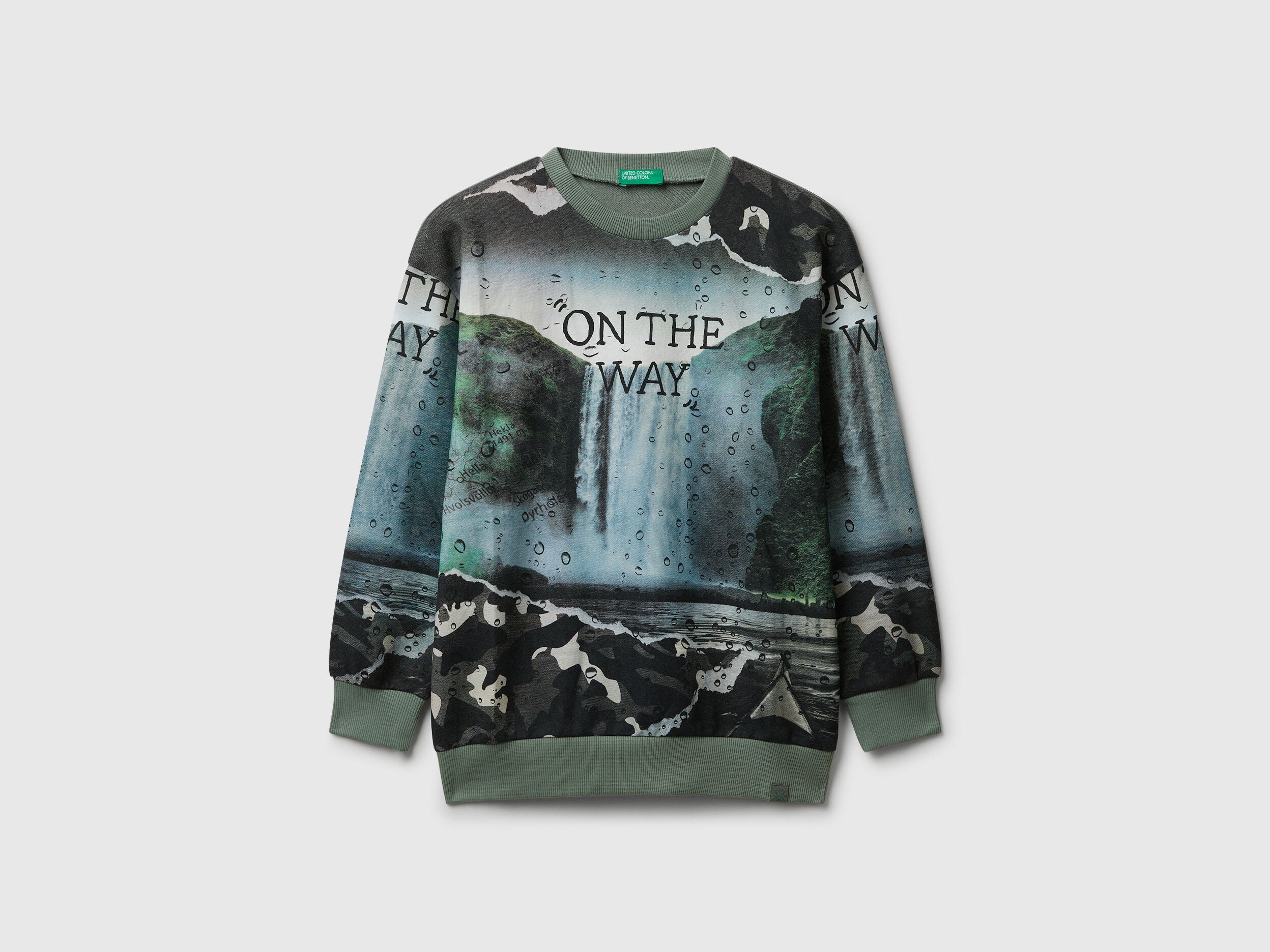 Benetton_Gray_Sweatshirt with Print_3WECC10PR_902_01