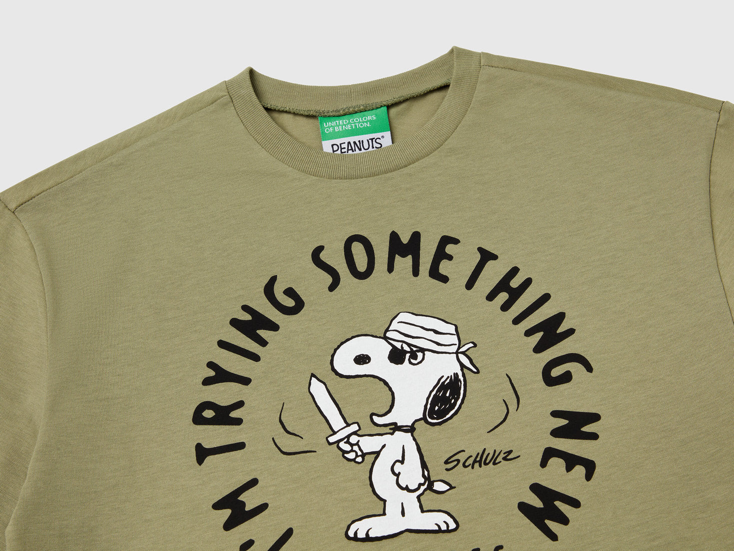 Benetton_Short Sleeve Snoopy ©Peanuts T-Shirt_3X1SC10NI_26K_03