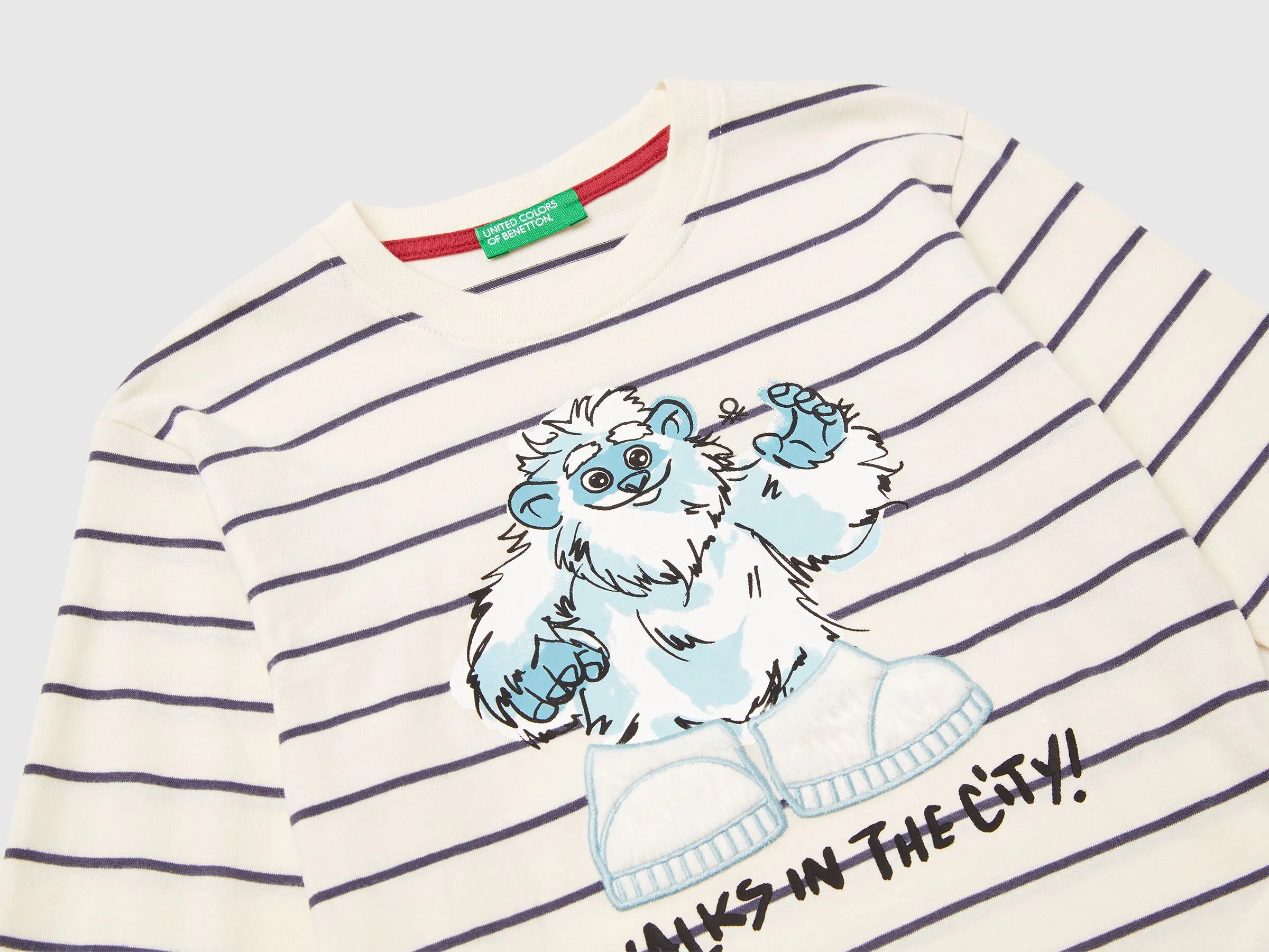 Benetton_Creamy White_Striped T-Shirt with Print_3XVJG10KW_904_03