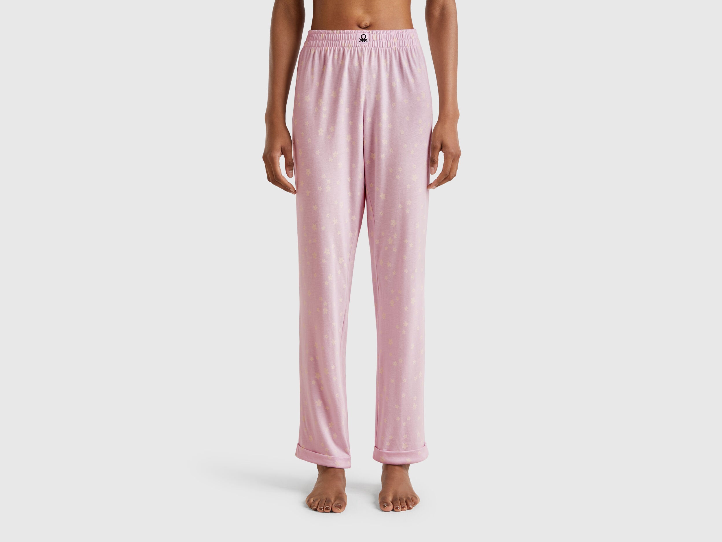 Benetton_Patterned Trousers in Viscose Blend_3Y0Z3F04J_73Z_02