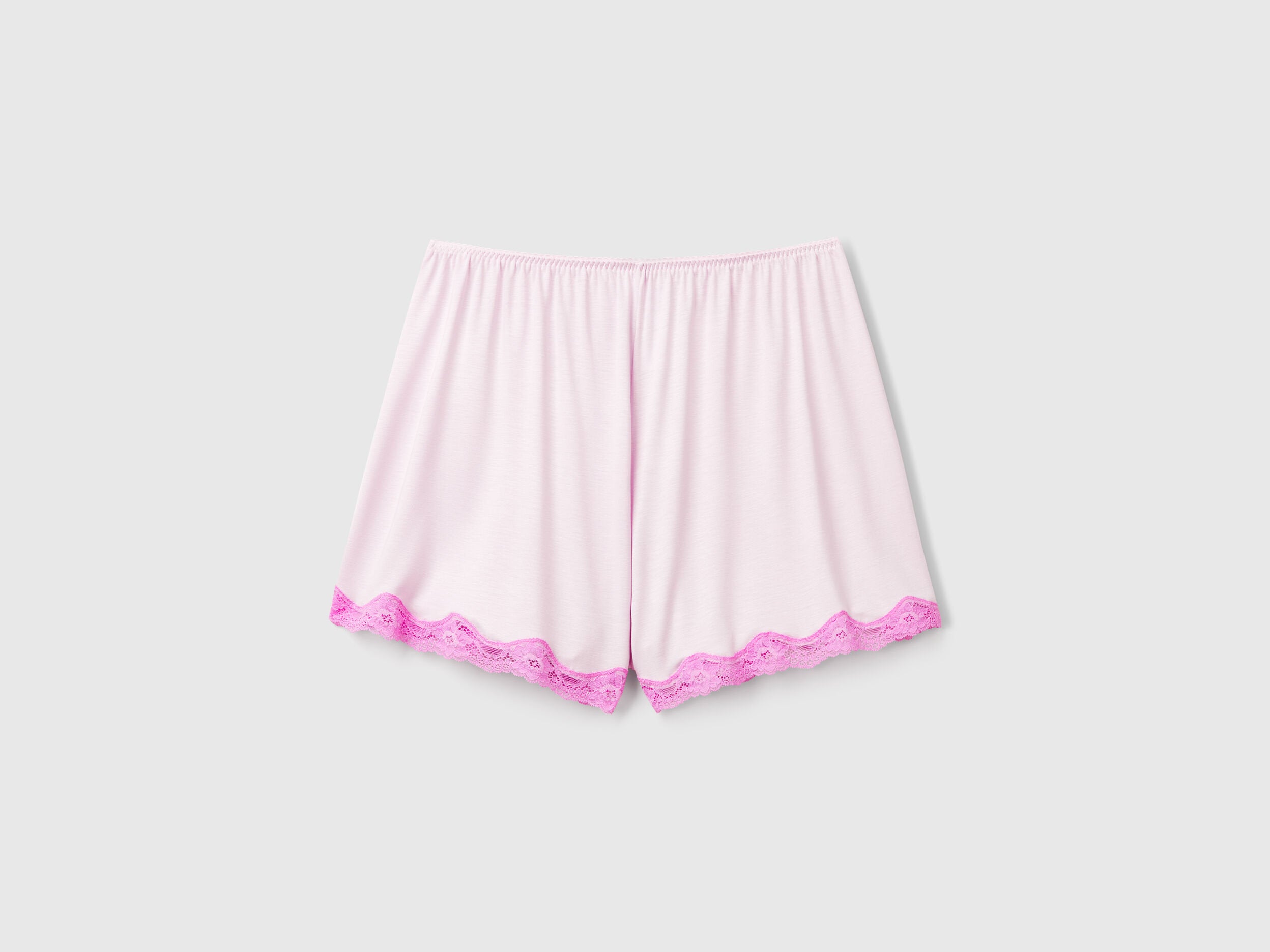 Benetton_Flowy Shorts with Lace_3Z123900V_24Z_04