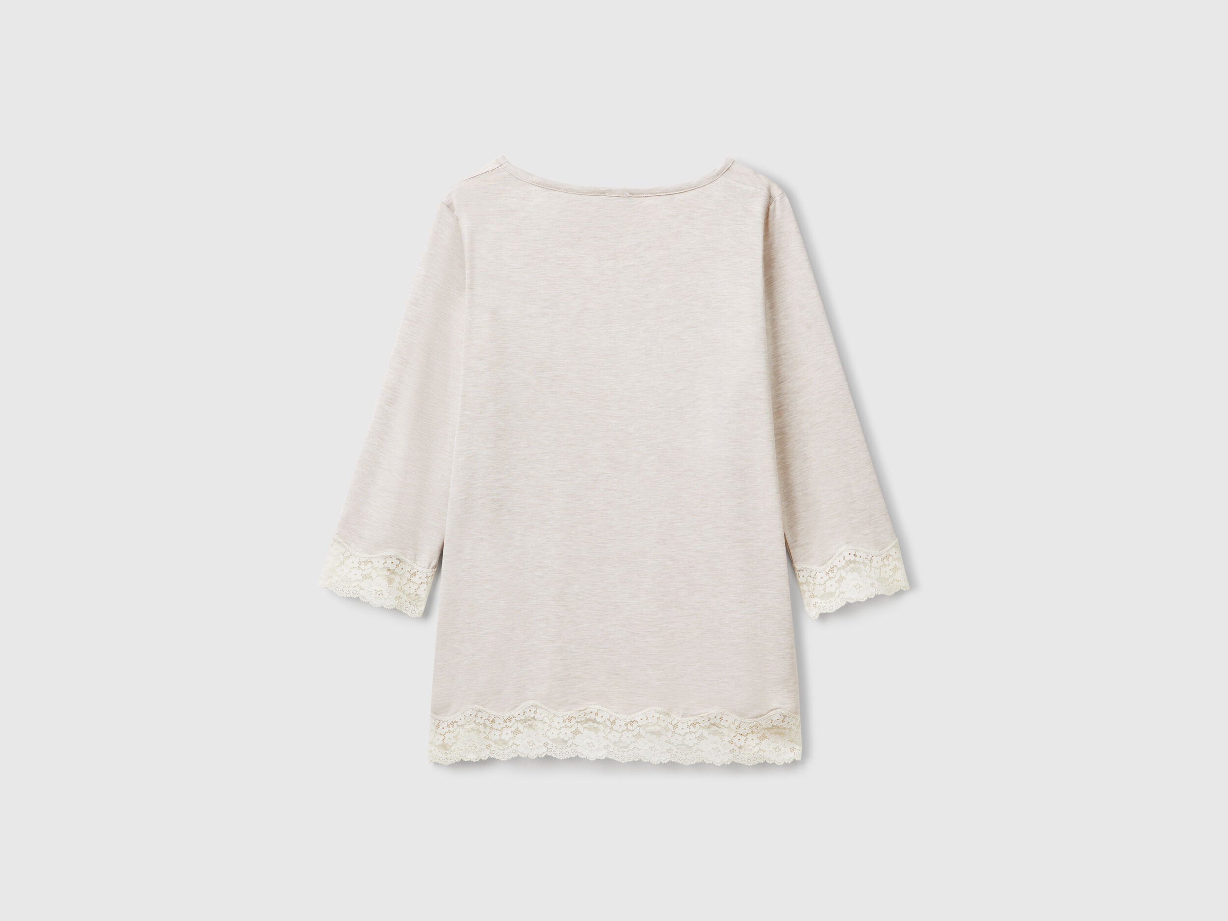 Benetton_Flowy Top with Lace Details_3Z123M07E_729_05