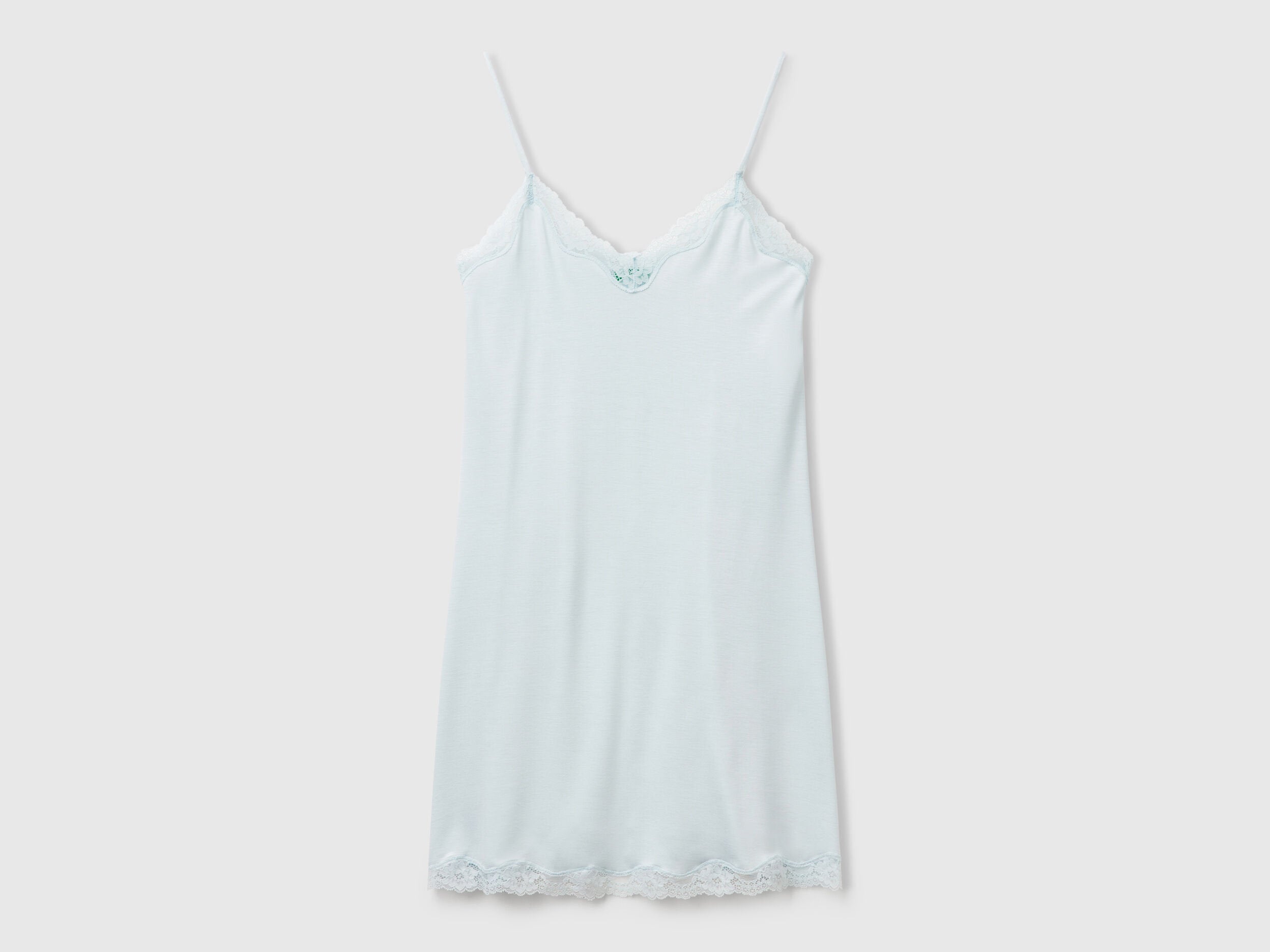 Benetton_Nightshirt with Lace Details_3Z123V00I_25G_03