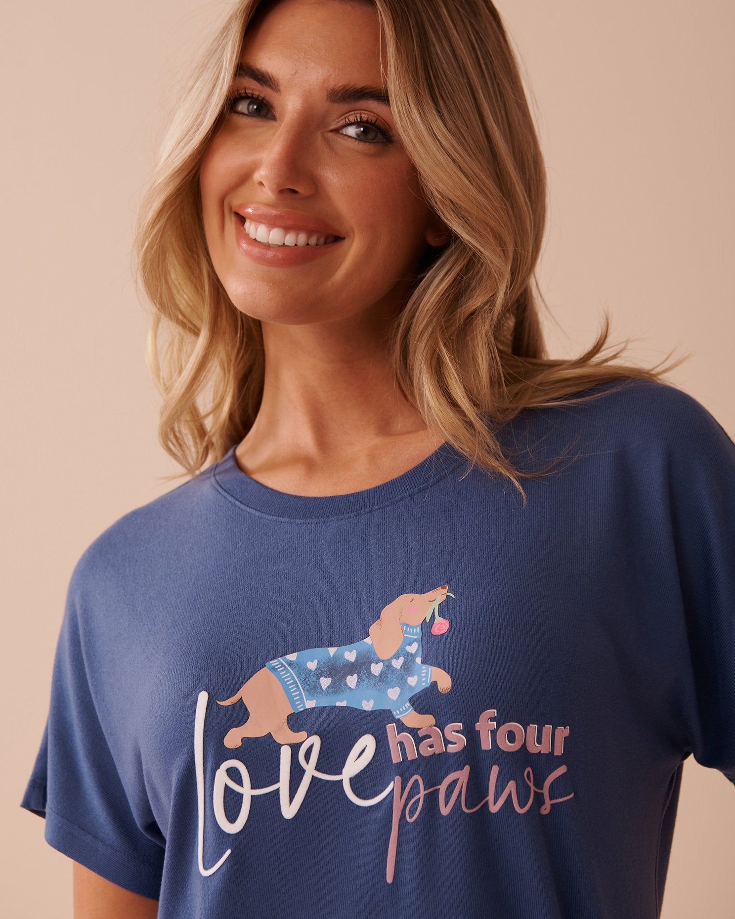 La Vie en Rose_Heart and Letter Print Recycled Fibers Crew Neck T_40100673_40170_03