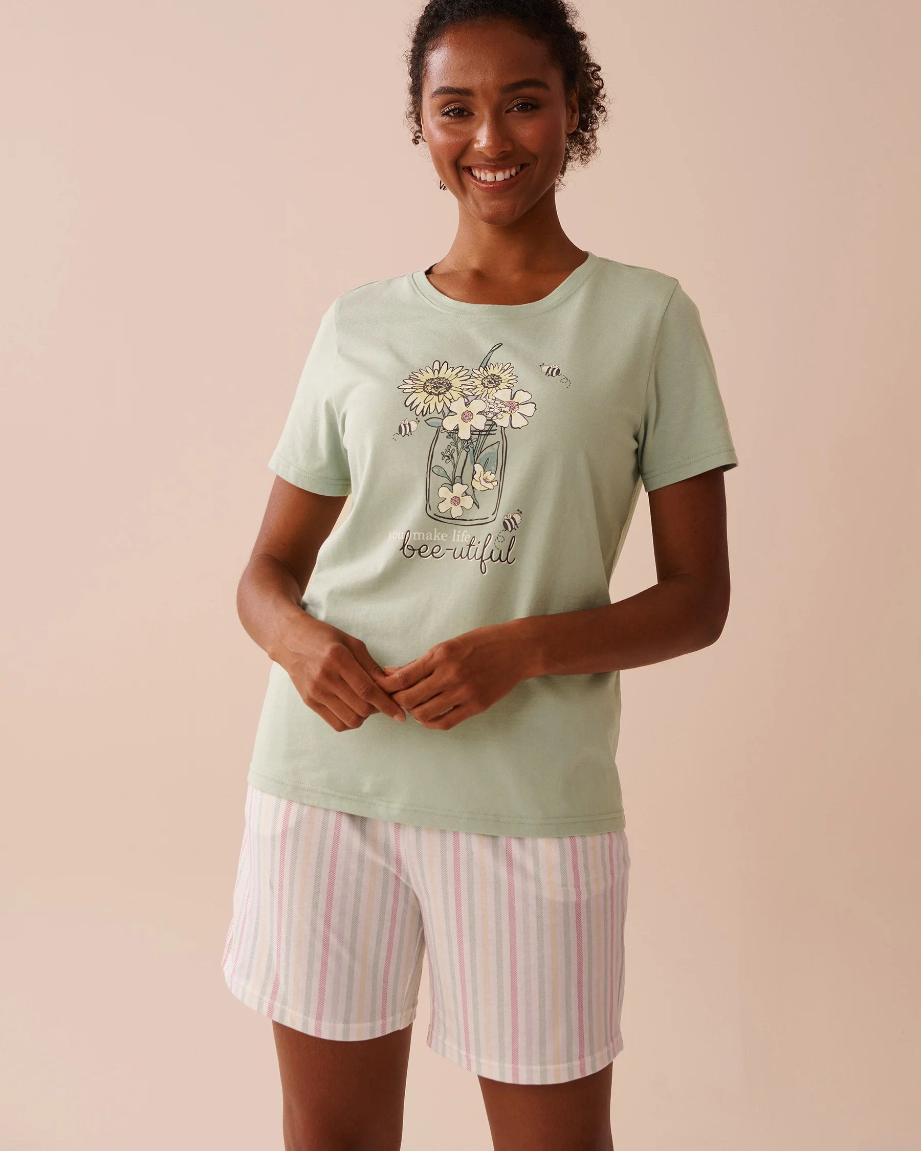 La Vie en Rose_Bee Print Cotton Crew Neck T-Shirt_40100693_30055_02