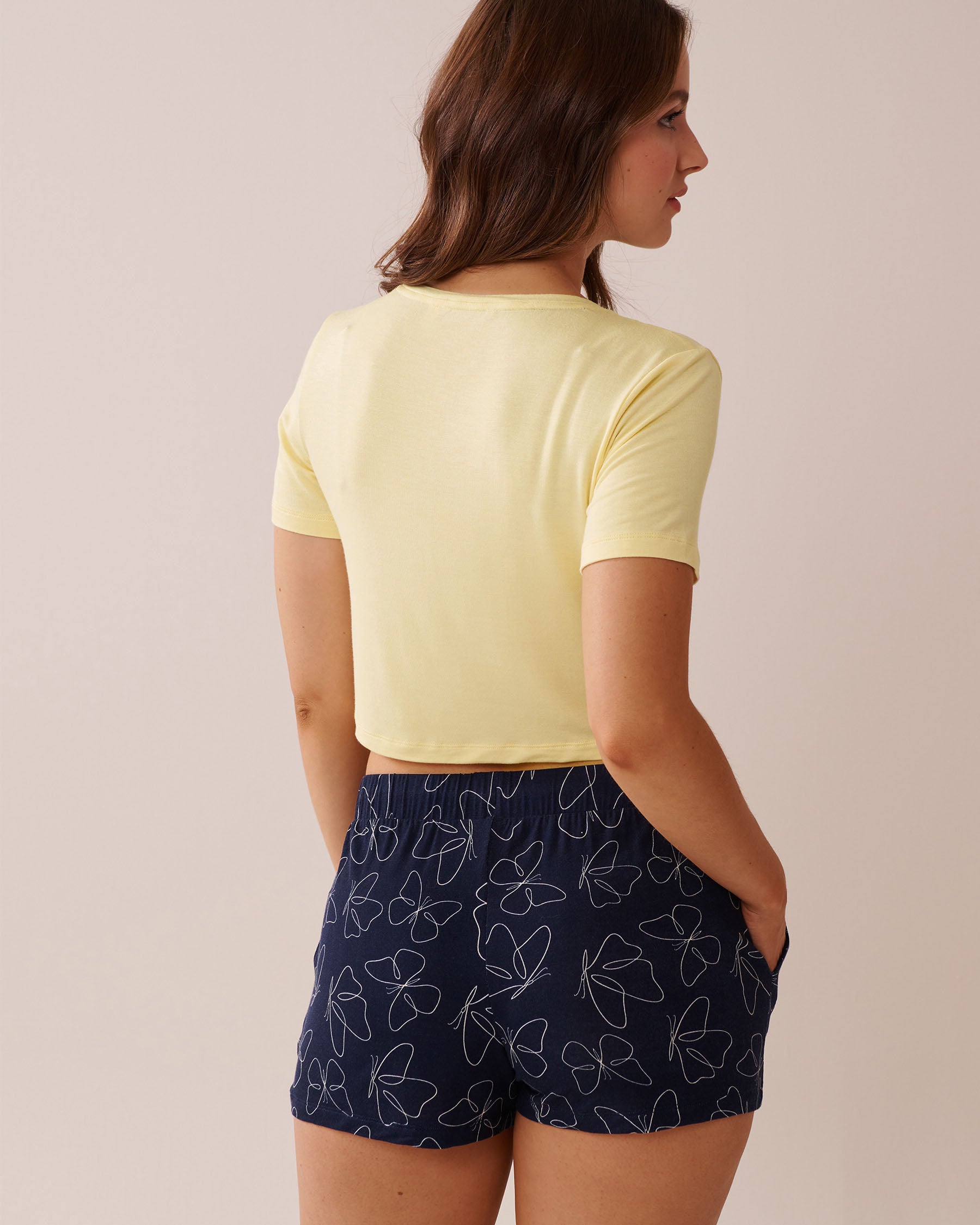 La Vie en Rose_Butterfly Print Soft Jersey Crop T-Shirt_40100718_70033_02