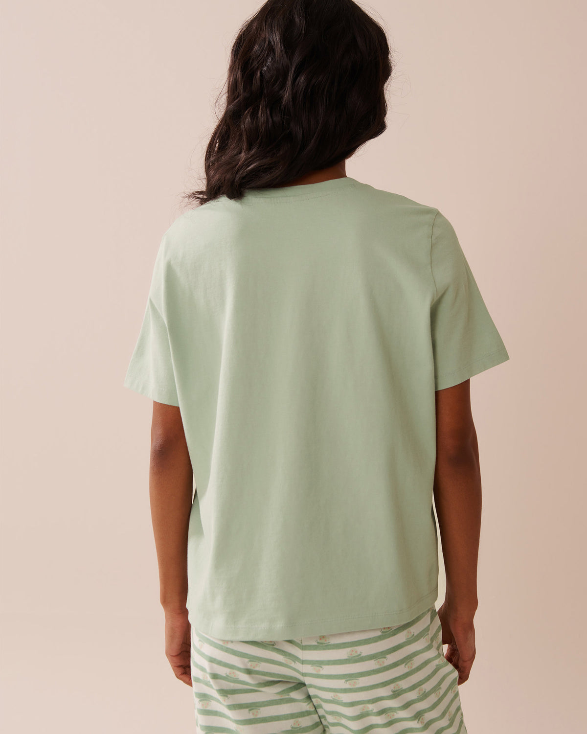 La Vie en Rose_Snail Print Crew Neck Cotton T-Shirt_40100726_30055_02