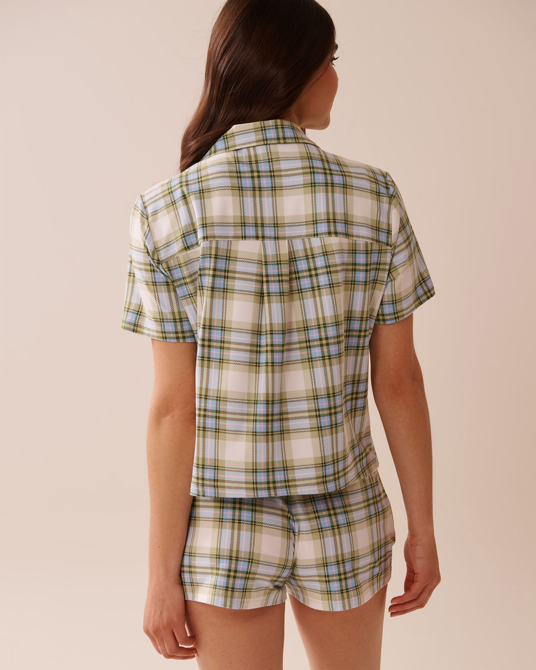 La Vie en Rose_Snow White Lint Plaid_Green & Blue Plaid Super Soft Button-Down Shirt_40100753_P10515_07
