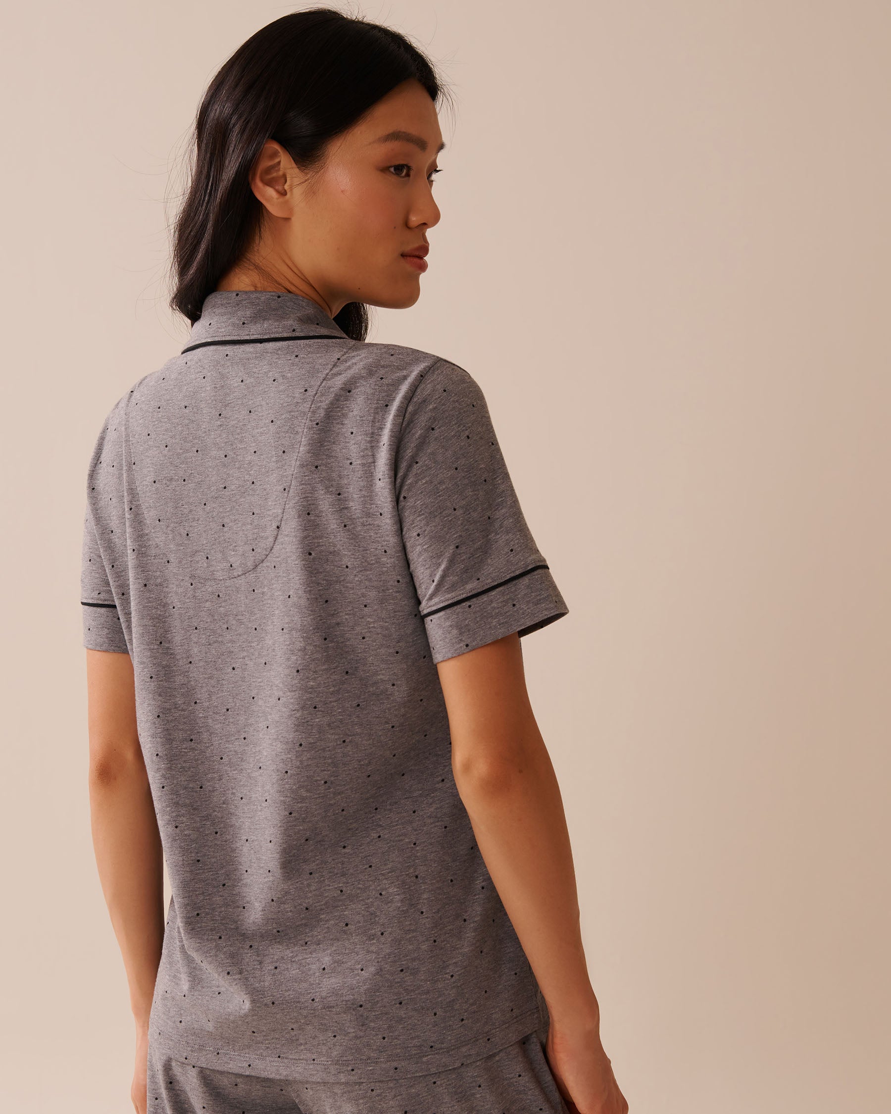 La Vie en Rose_Comfy Charcoal Grey Mix Dot_Cotton Short Sleeve Button-Down Shirt_40100765_P00432_02