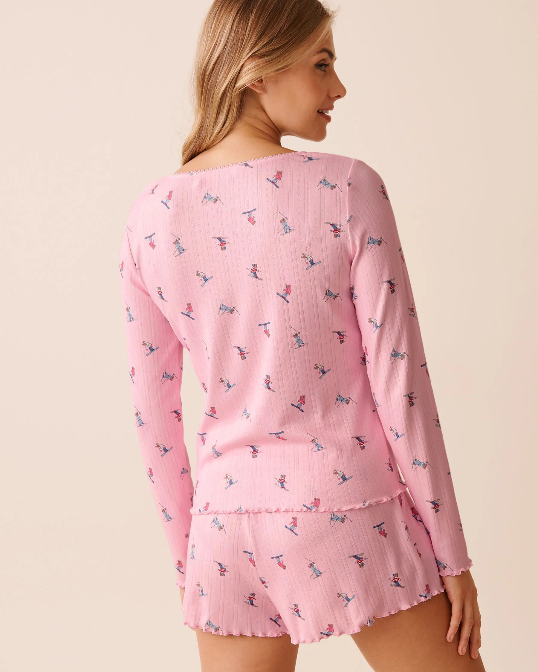 La Vie en Rose_Cherry Blossom Ski_Skiing Bear Print Pointelle Long Sleeve Shirt_40100789_P60431_04