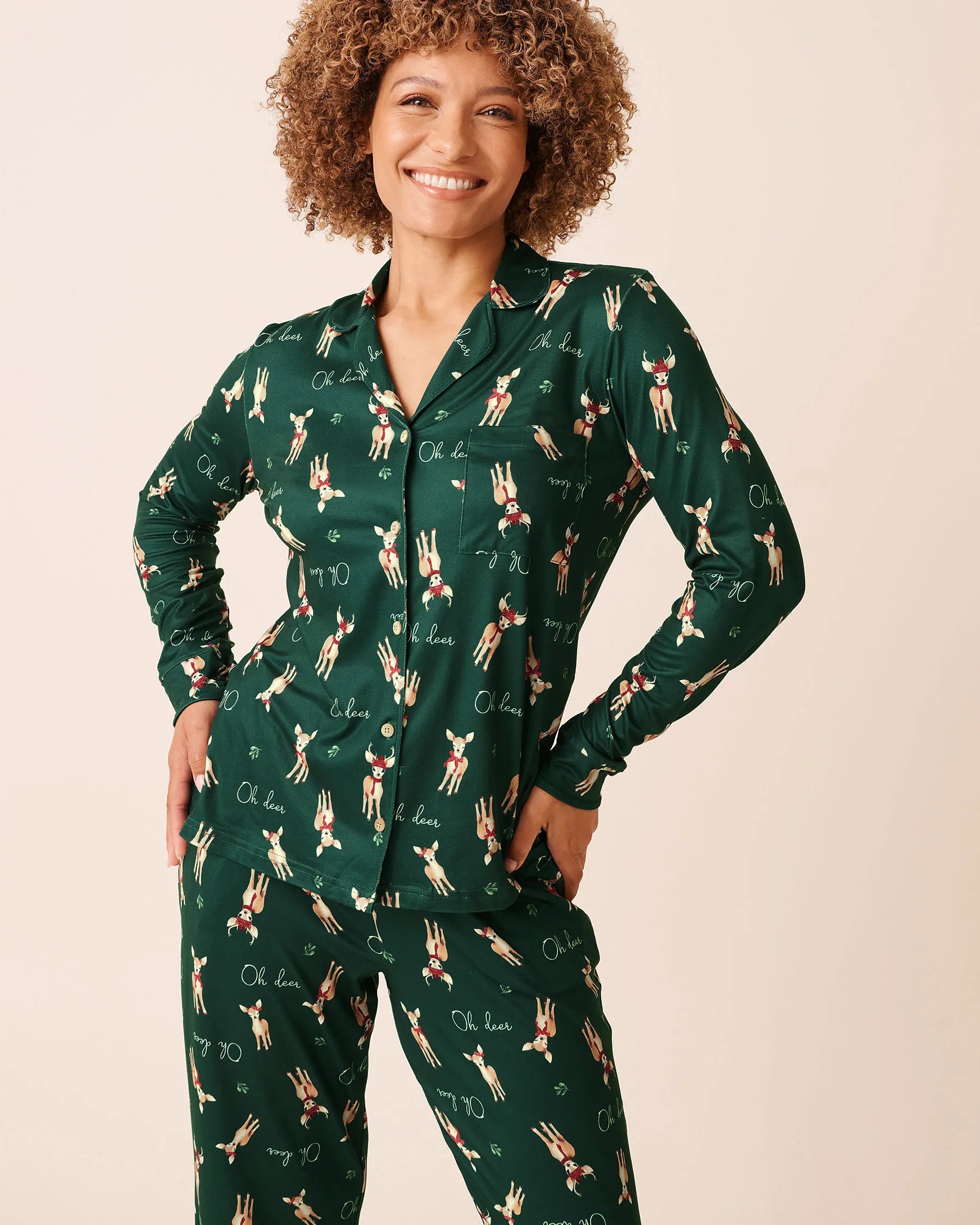 La Vie en Rose_Botanical Green Deer_Deer Print Super Soft Button-Down Shirt_40100810_P30132_01