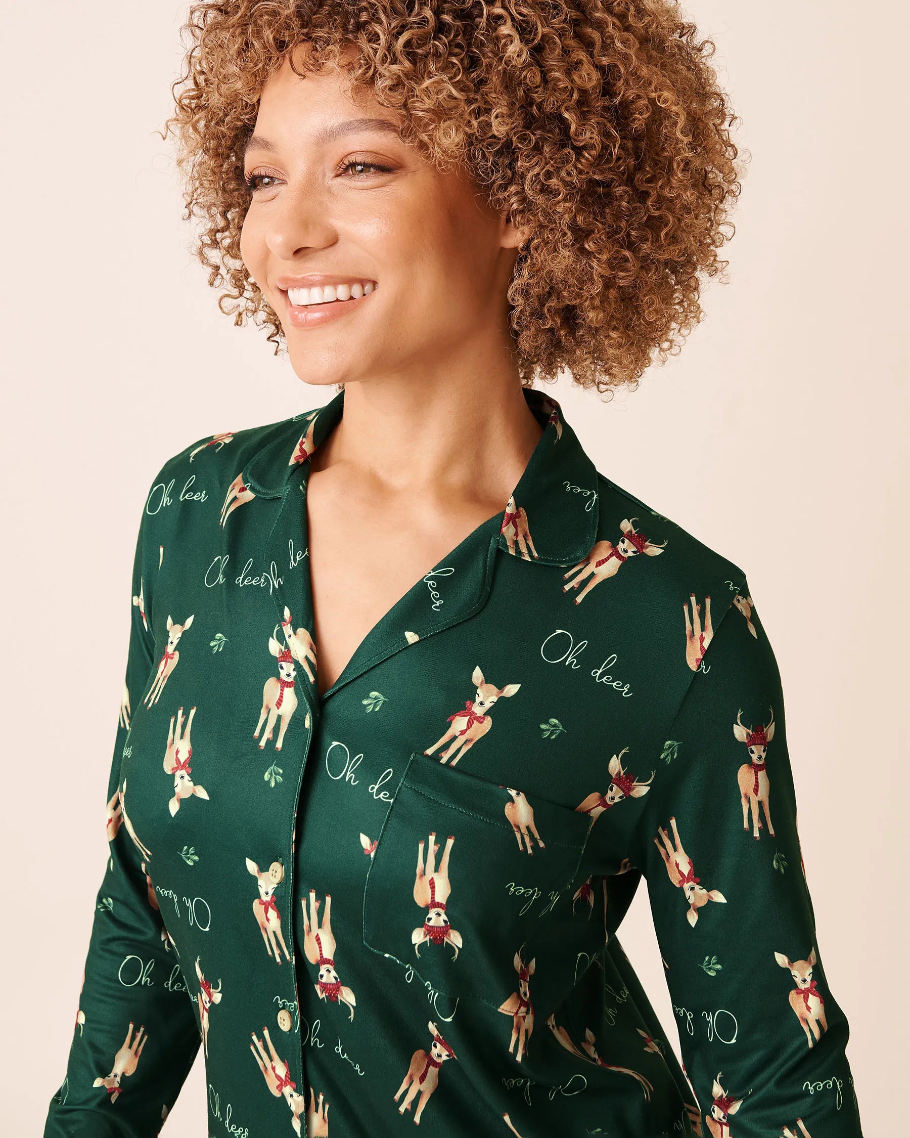 La Vie en Rose_Botanical Green Deer_Deer Print Super Soft Button-Down Shirt_40100810_P30132_03