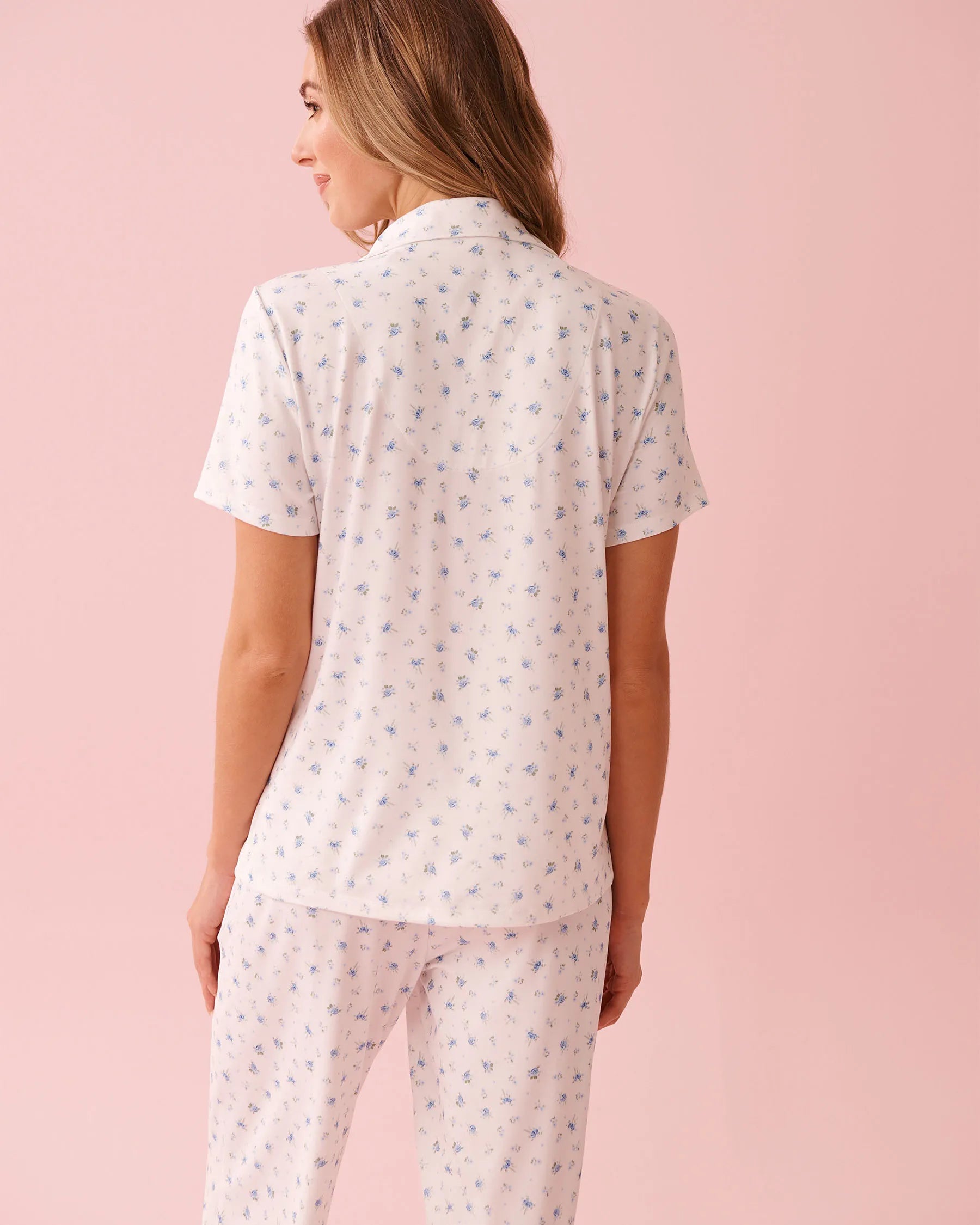 La Vie en Rose Snow White Blue Roses Women Blue Rose Print Super Soft Button-down Shirt SKU: 40100833_P10576 Image 02
