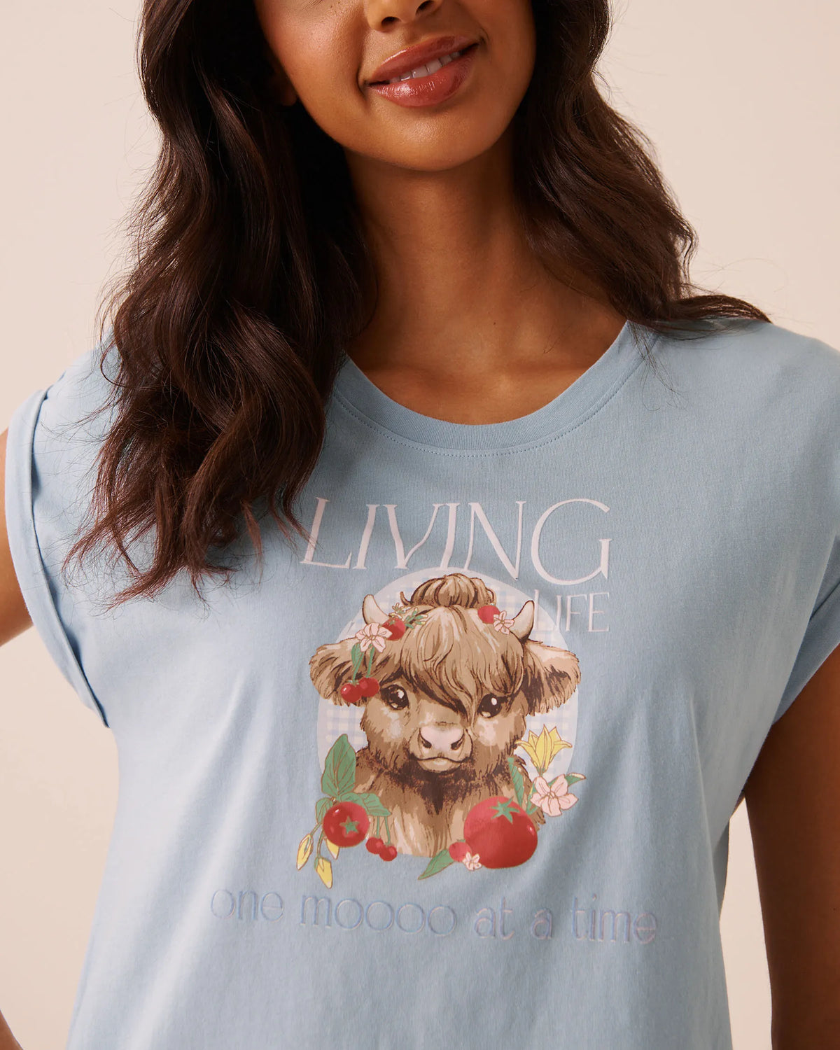 La Vie en Rose Subdued Blue Women Highland Cow Print Cotton Short Sleeve T-Shirt SKU: 40100890_40308 Image 03