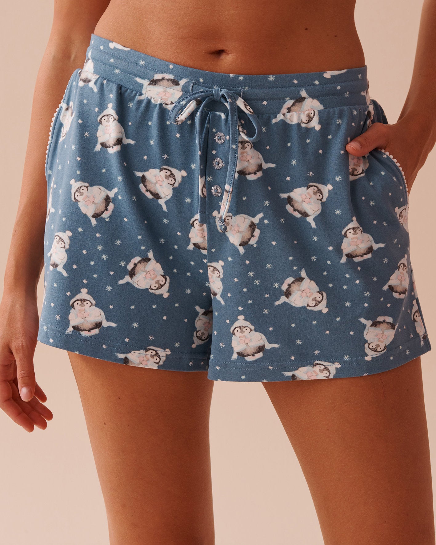 Penguin Print Super Soft Pajama Shorts_40200638_P40390_01