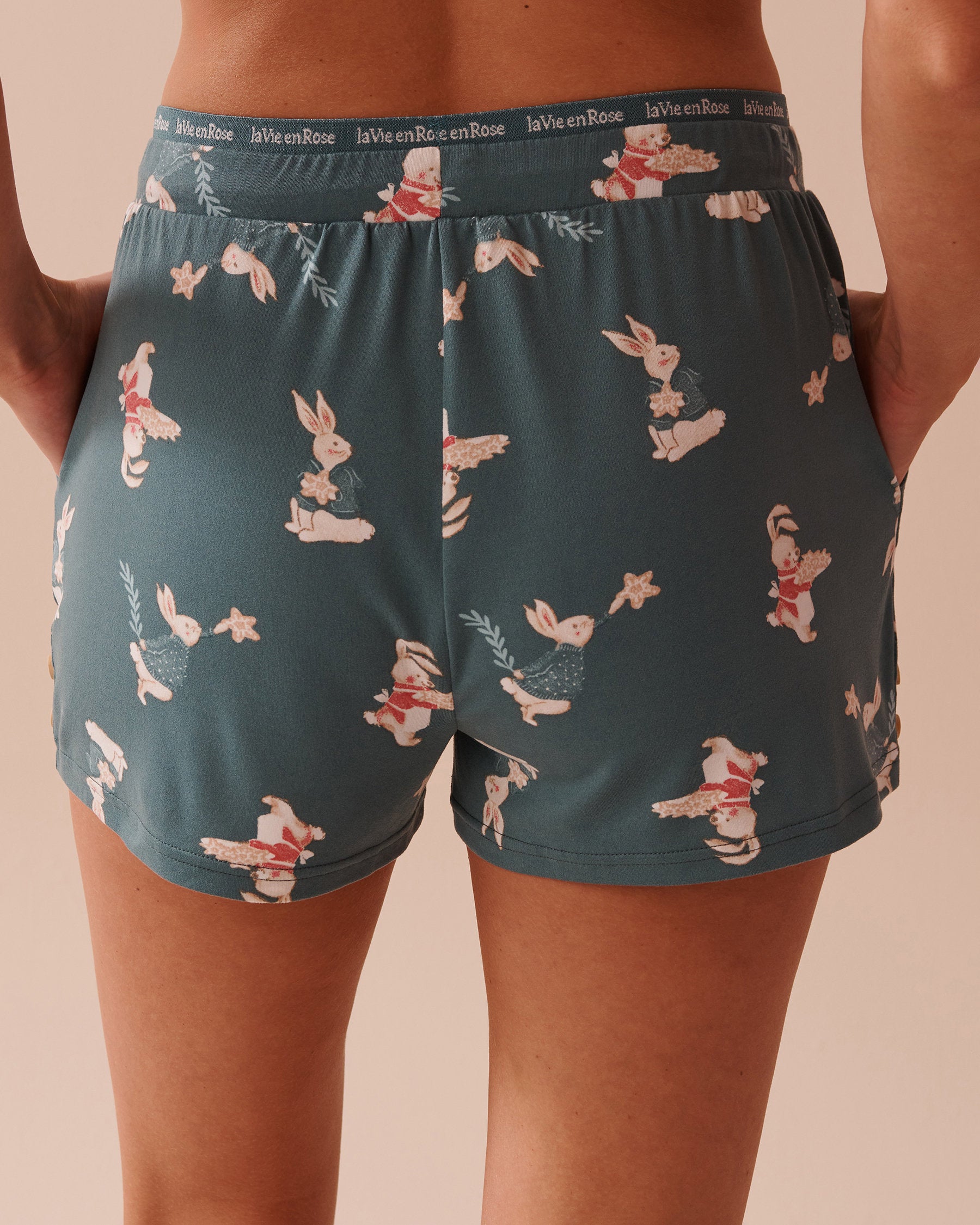 Rabbit Print Super Soft Pajama Shorts_40200647_P40392_02