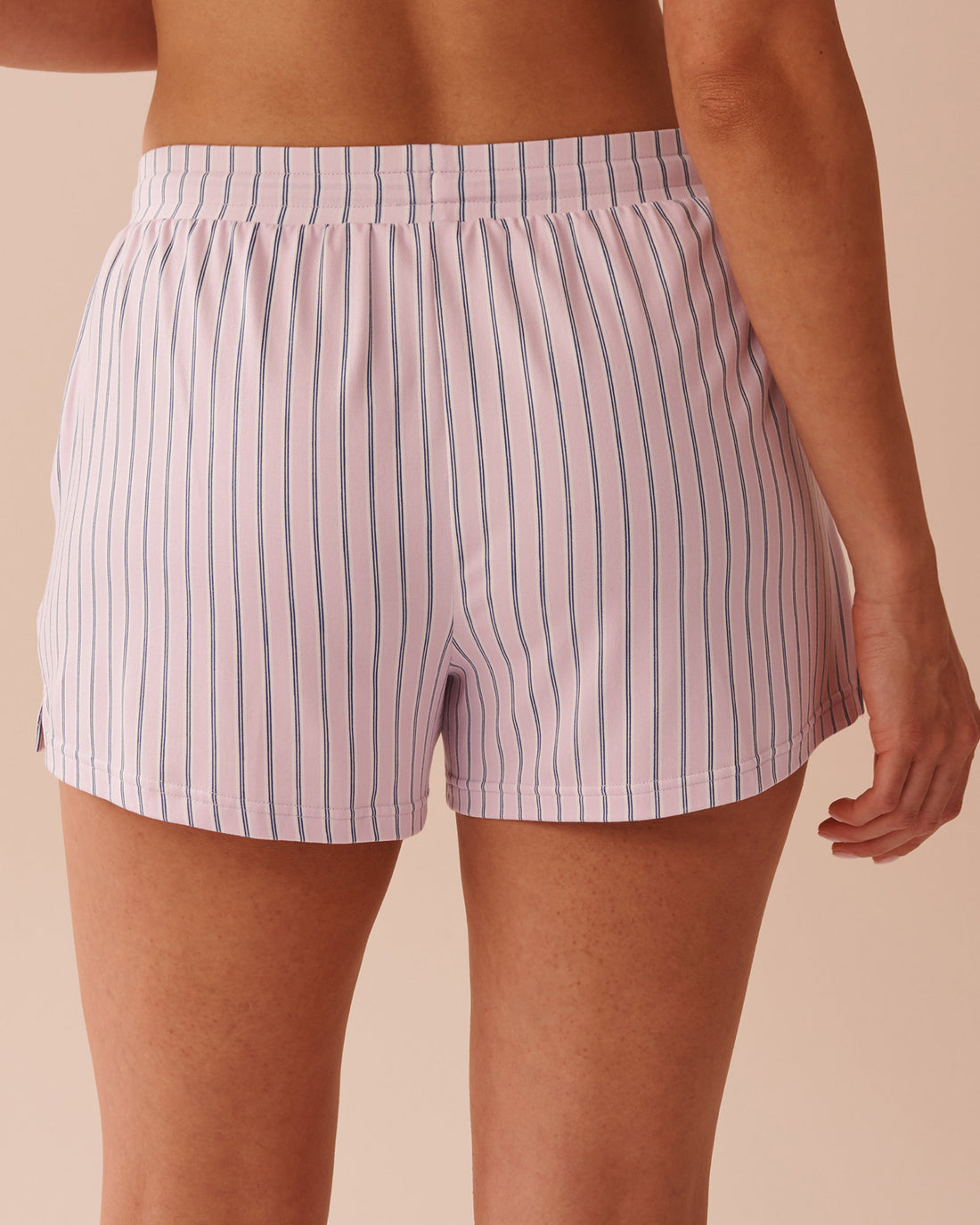La Vie en Rose_Lavender Stripe Super Soft Pajama Shorts_40200667_P50085_02