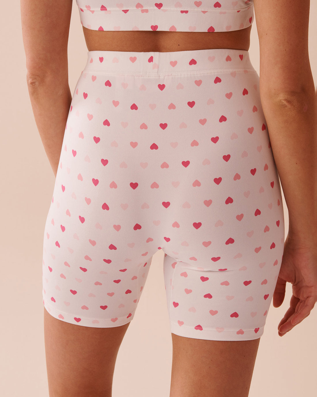 La Vie en Rose_Heart Print Super Soft Biker Style Pajama Shorts_40200676_P10464_02