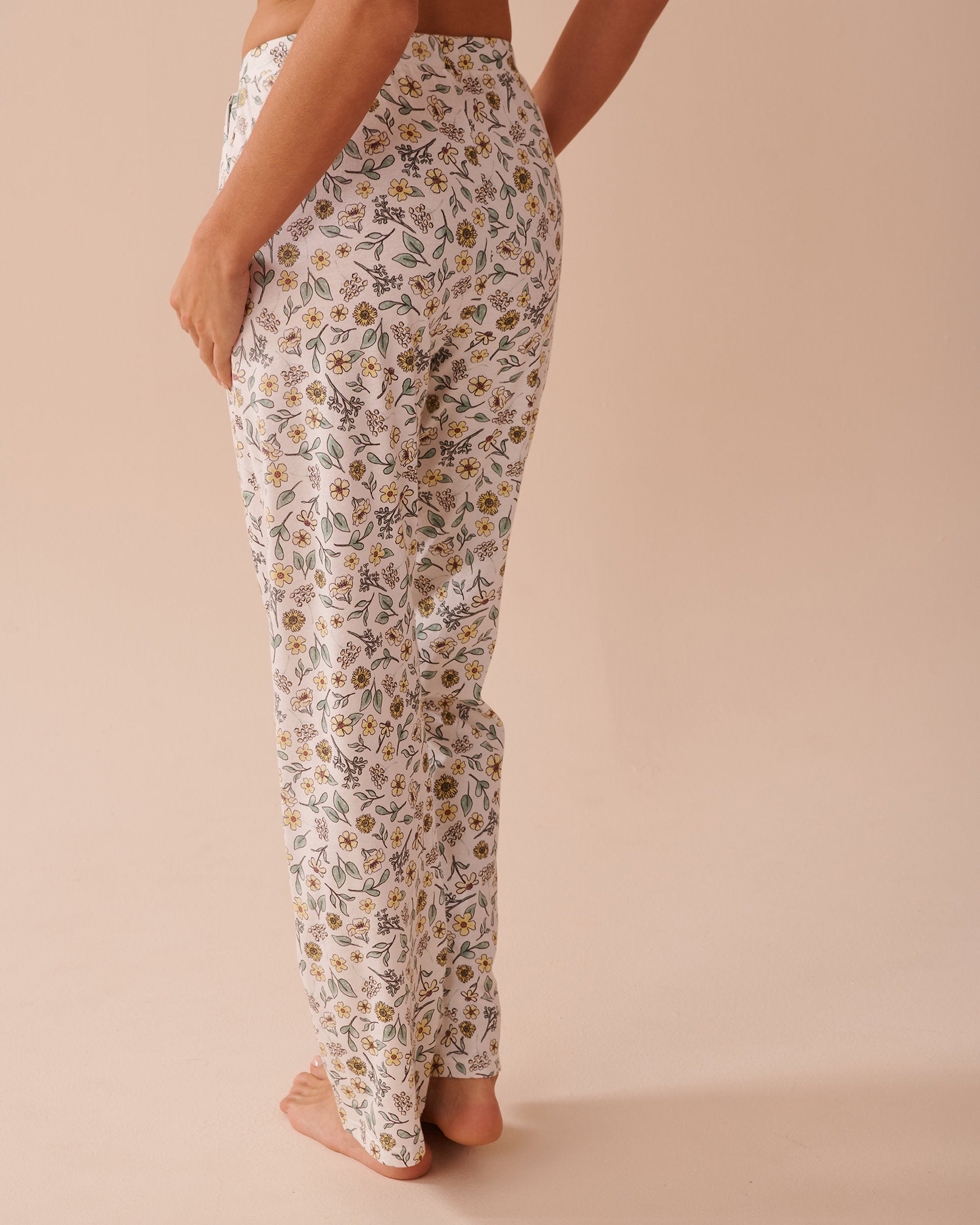 La Vie en Rose_Sunflower Print Cotton Pajama Pants_40200681_P10468_02