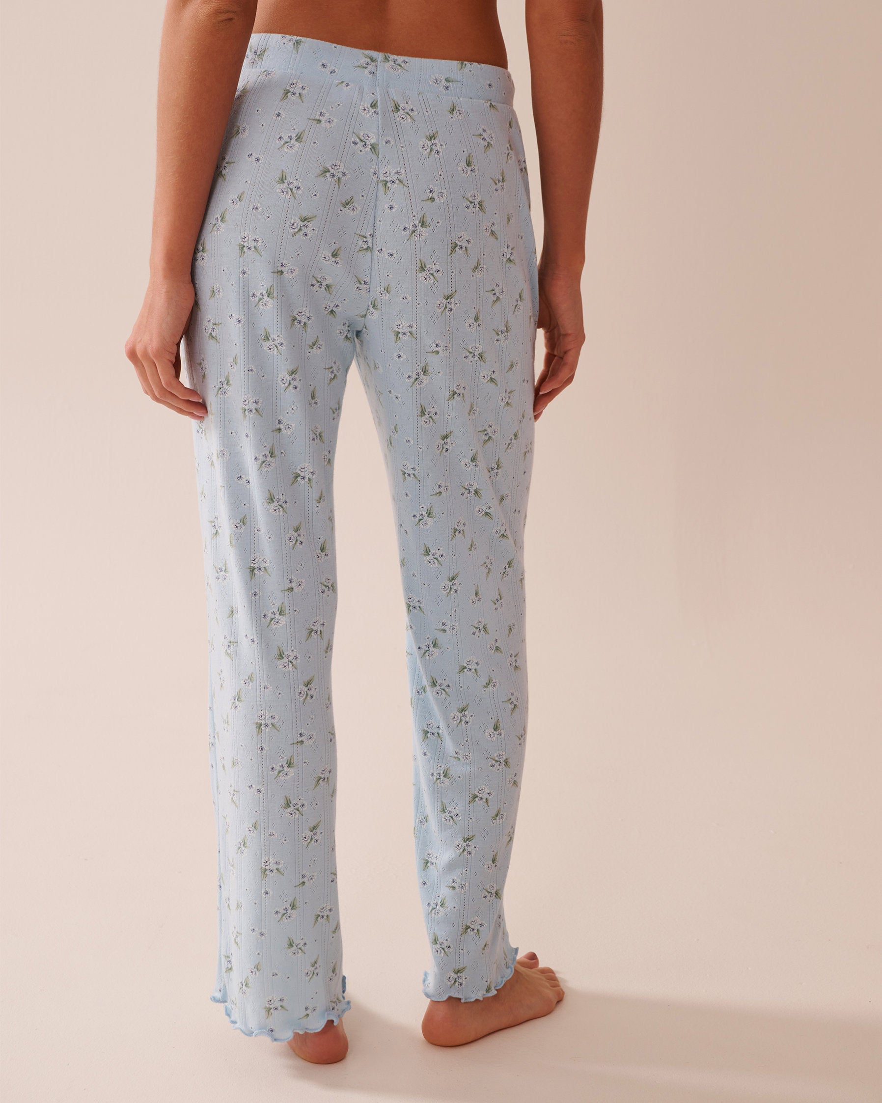 La Vie en Rose_Floral Print Lettuce Edge Pointelle Pajama Pants_40200687_P40425_03