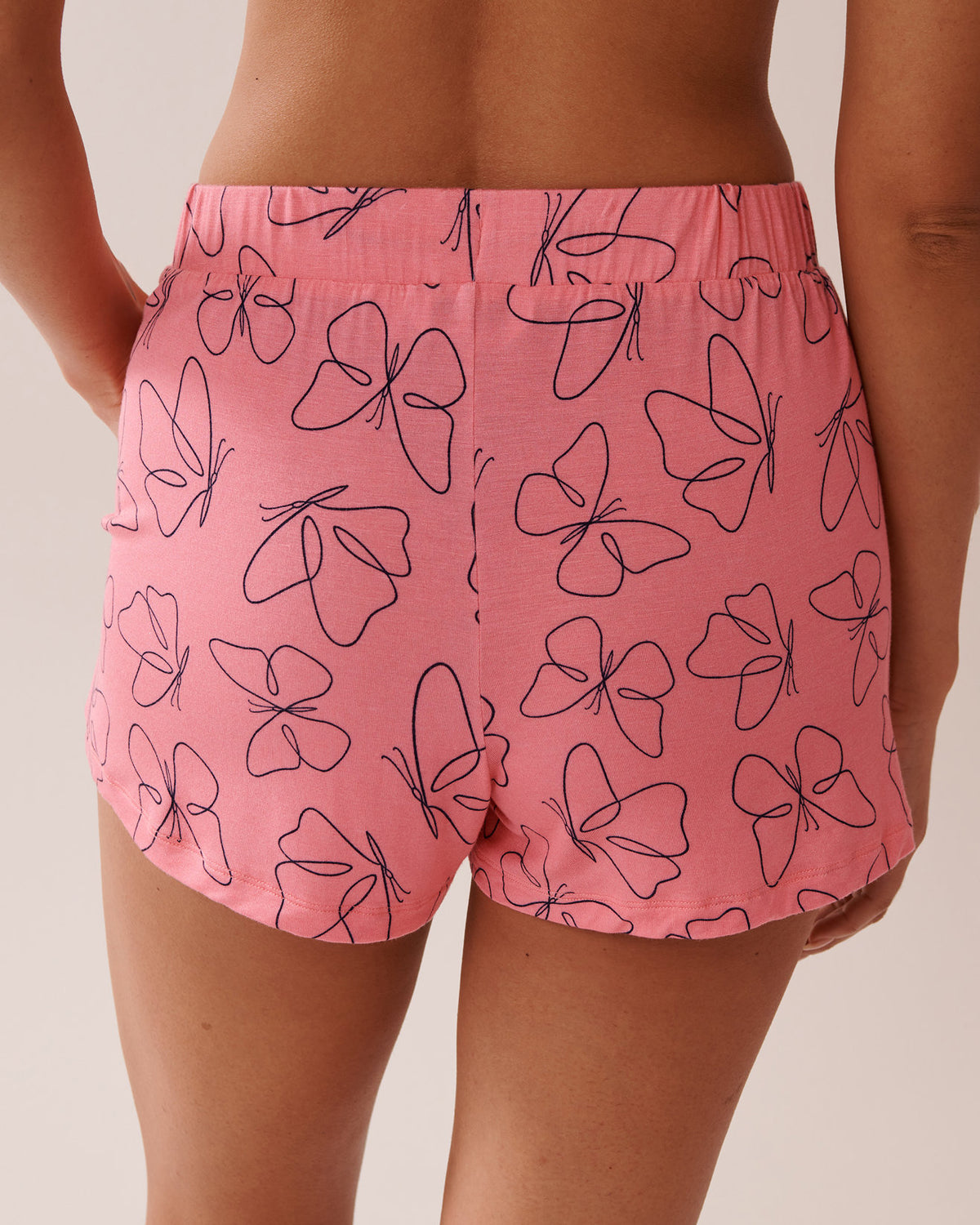La Vie en Rose_Butterfly Print Soft Jersey Pajama Shorts_40200707_P60350_02