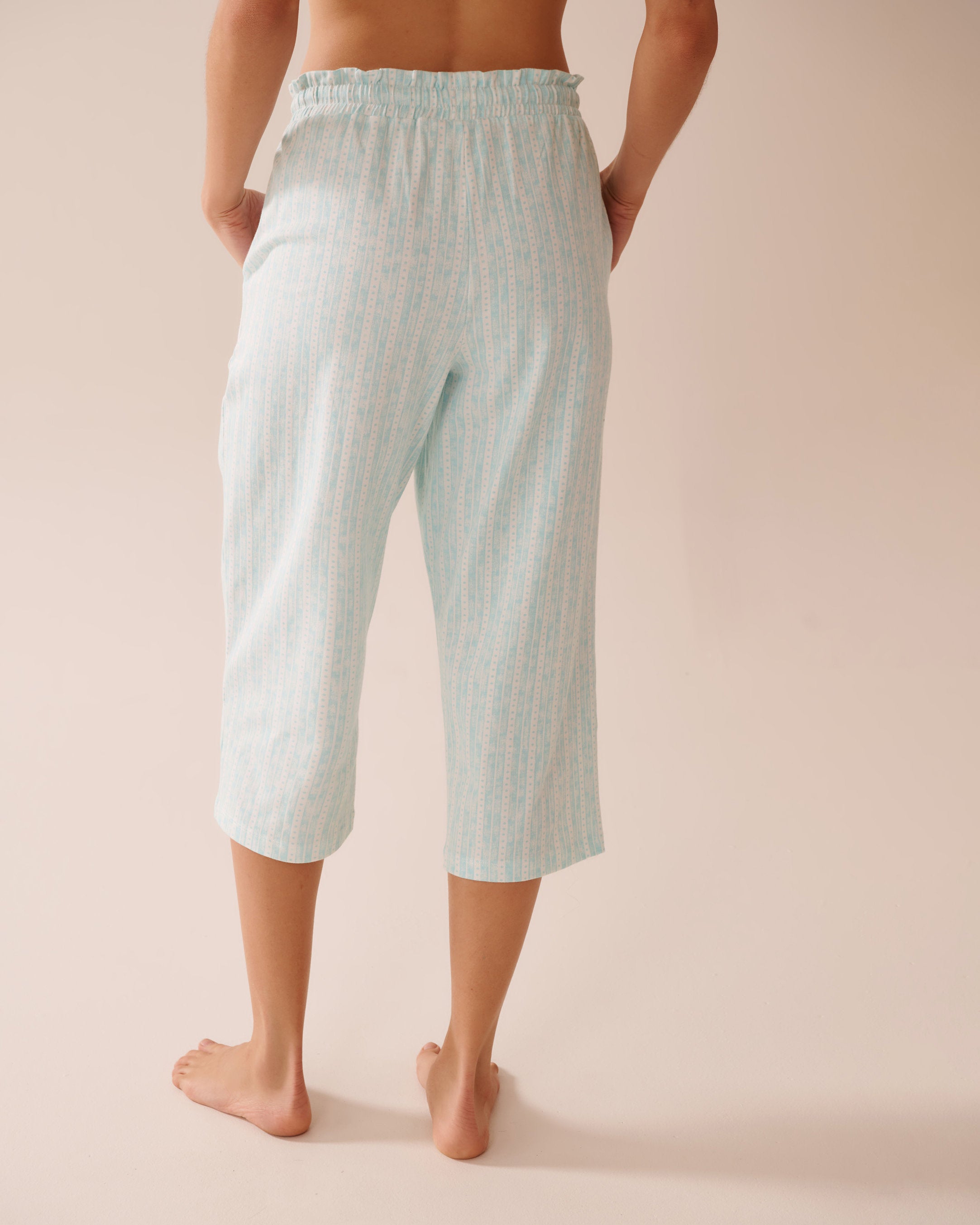 La Vie en Rose_Stripe Print Cotton Pajama Capris_40200714_P40444_02