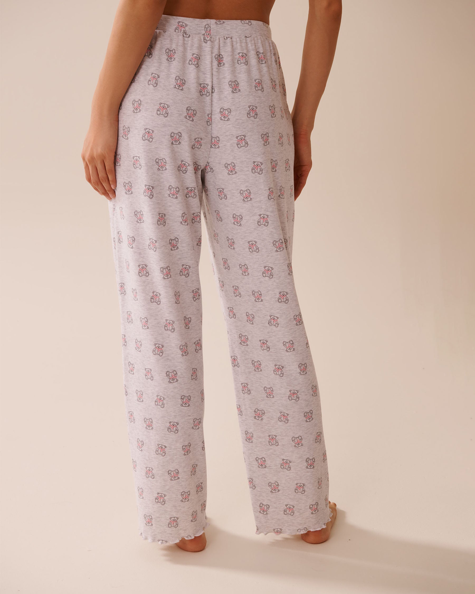 La Vie en Rose_Comfy Light Grey Mix Cowbears_Teddy Bear Print Ribbed Pajama Pants_40200744_P00433_02
