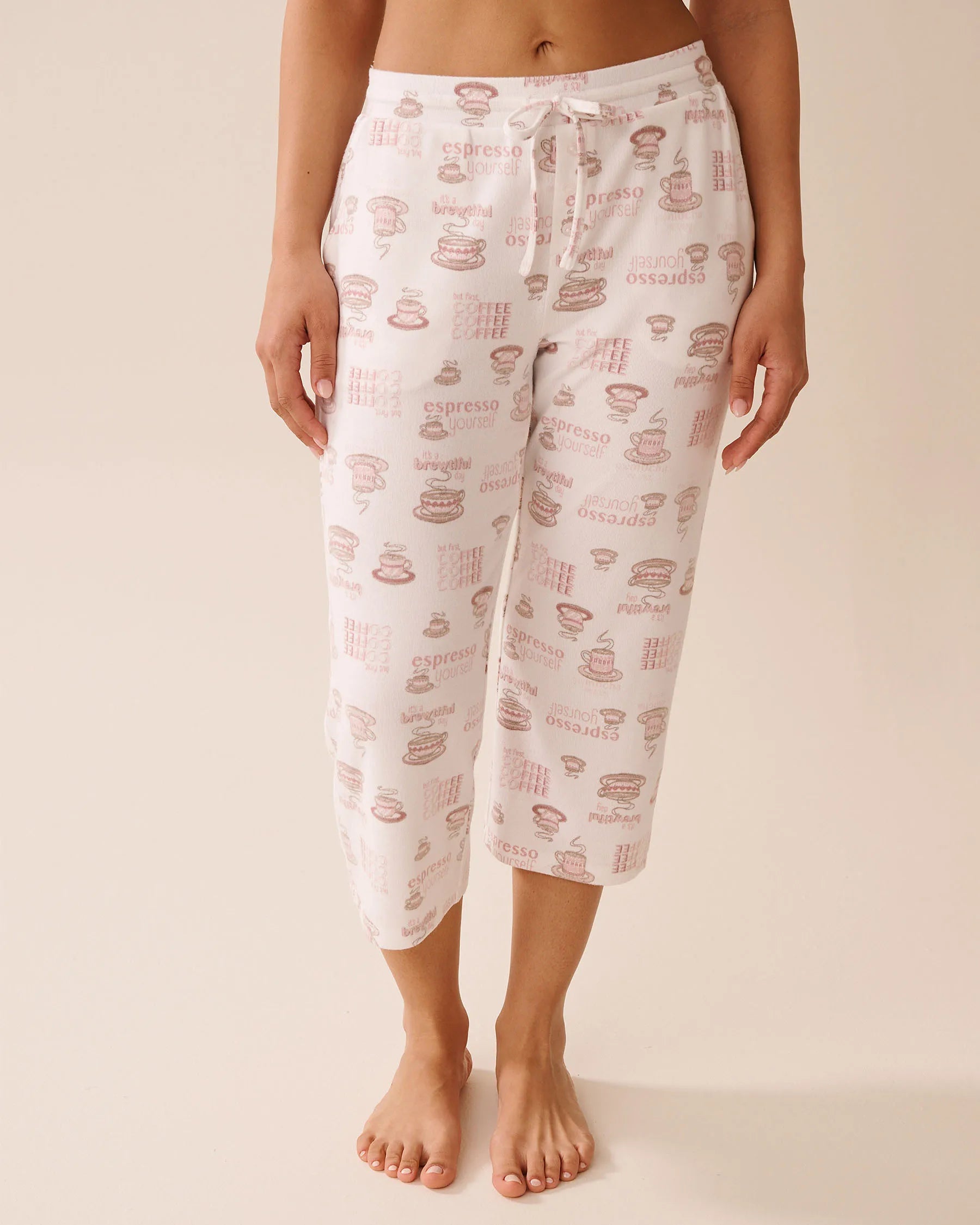 La Vie en Rose_Snow White Espresso_Espresso Print Recycled Fibers Pajama Capris_40200764_P10525_01
