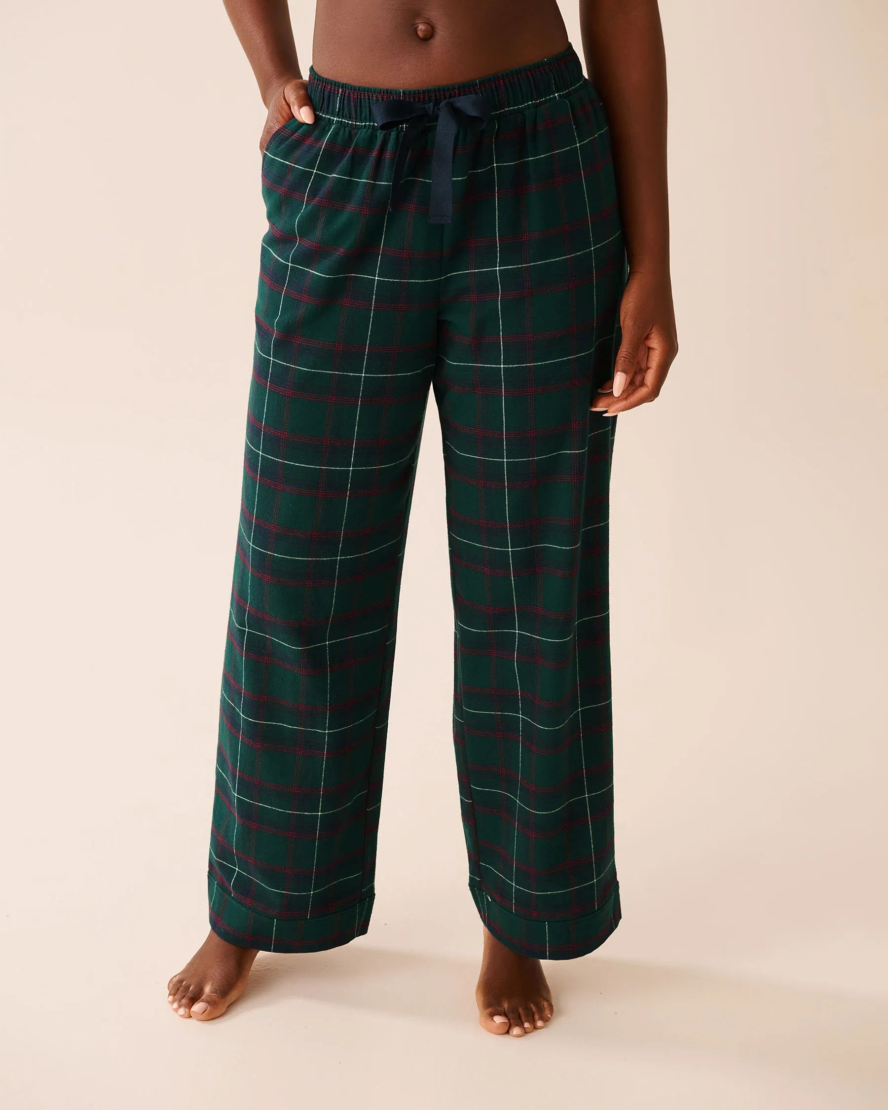 La Vie en Rose_Botanical Green Dot Plaid_Comfort & Joy Plaid Flannel Pants_40200777_P30134_03