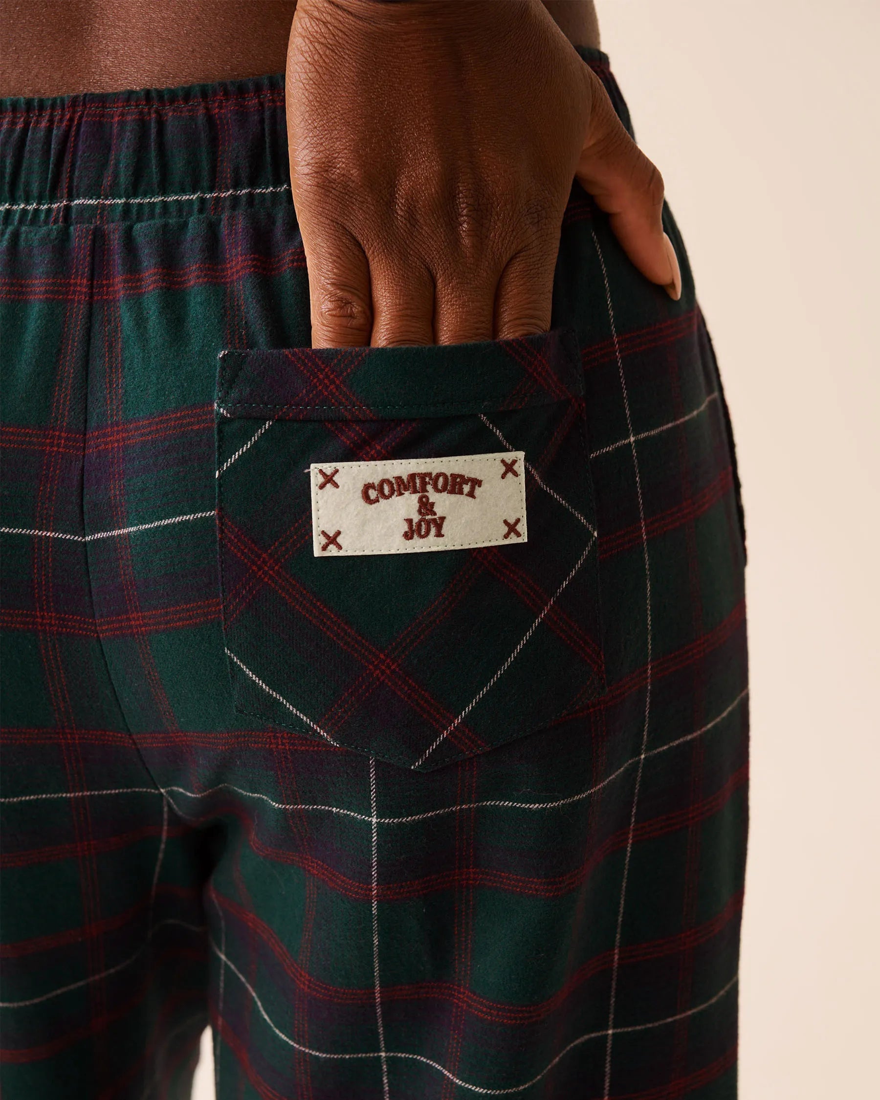 La Vie en Rose_Botanical Green Dot Plaid_Comfort & Joy Plaid Flannel Pants_40200777_P30134_05